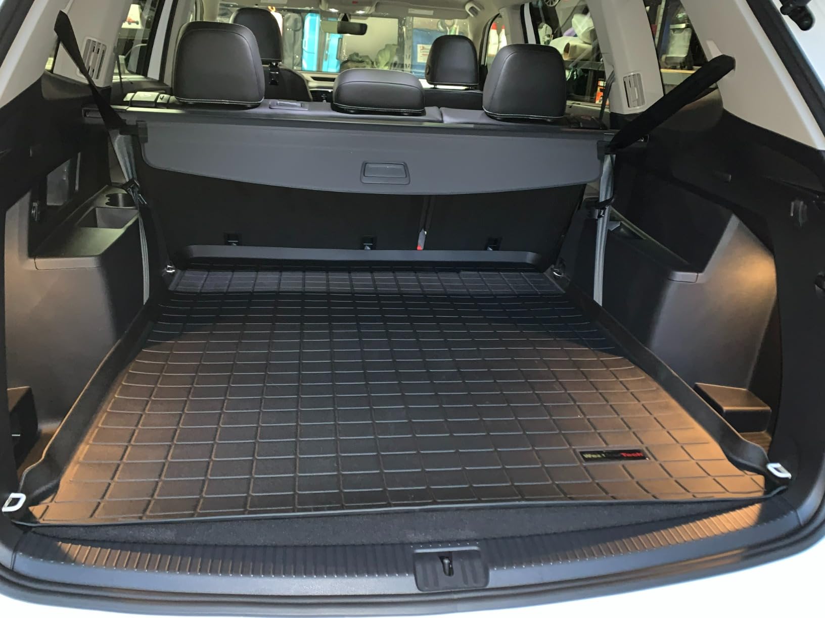 WeatherTech Cargo Trunk Liner for VW Atlas, Behind 2nd Row (40974), Black customer photo 2