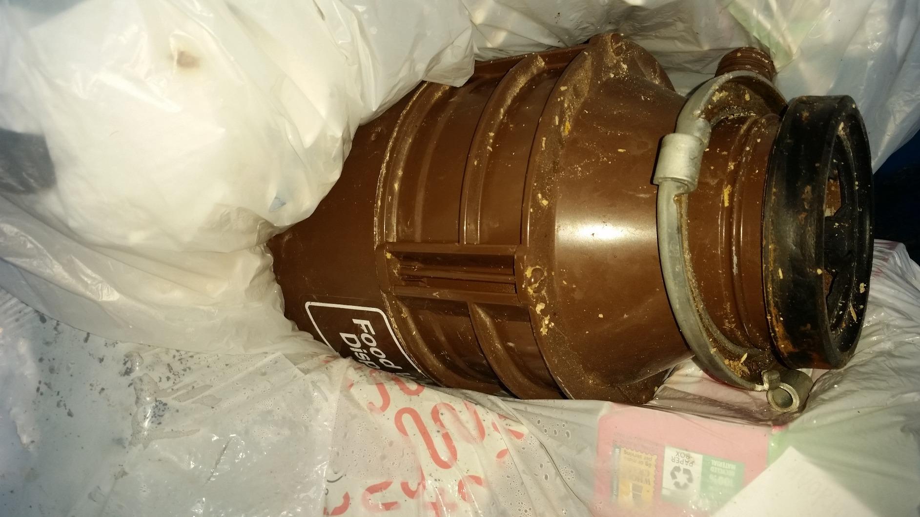 Waste King Garbage Disposal for Kitchen Sink with Power Cord, Compact Food Waste Disposer, L-111 customer photo 2
