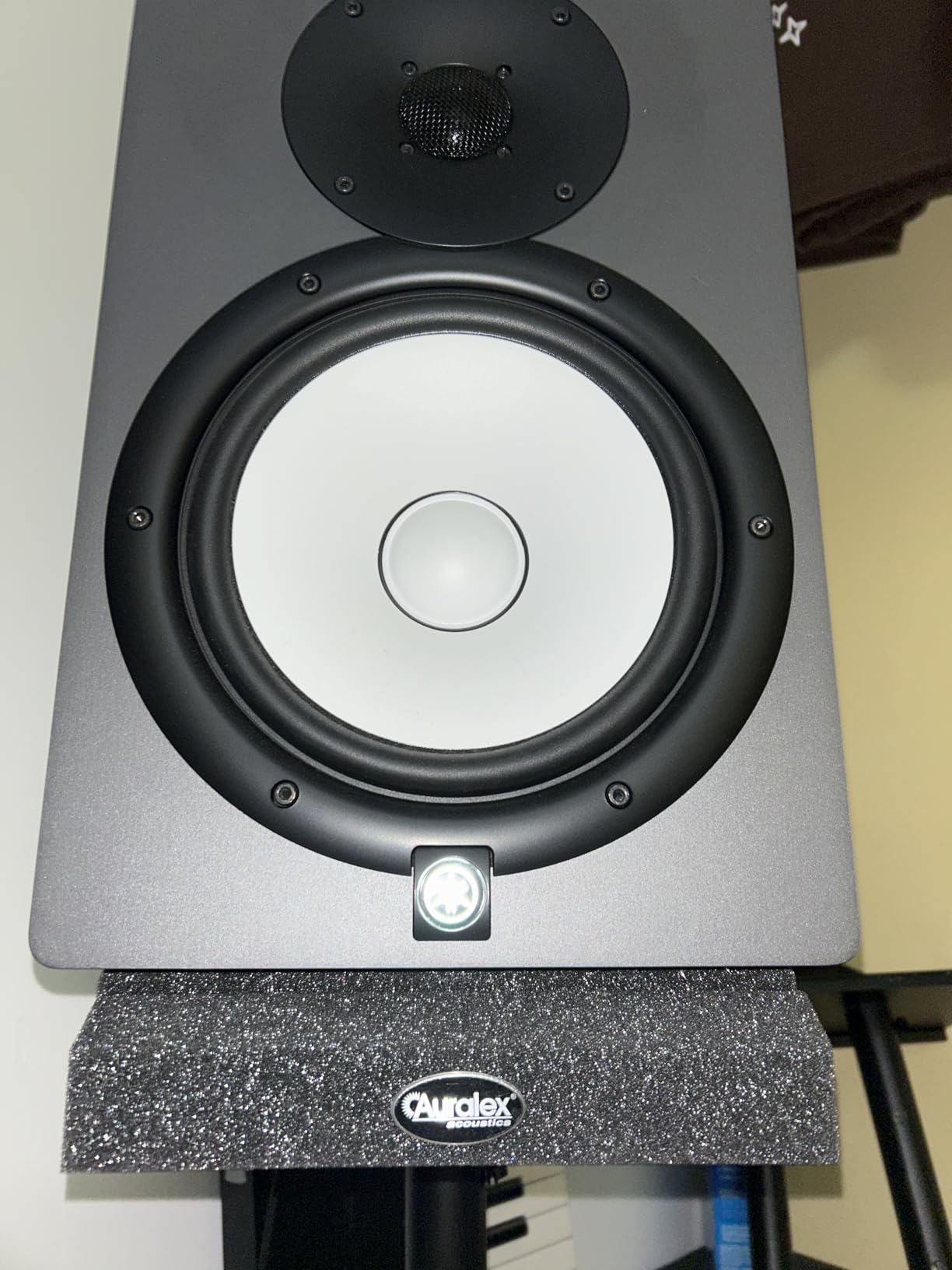 Auralex MoPAD-XL Speaker Isolation Pad customer photo 1
