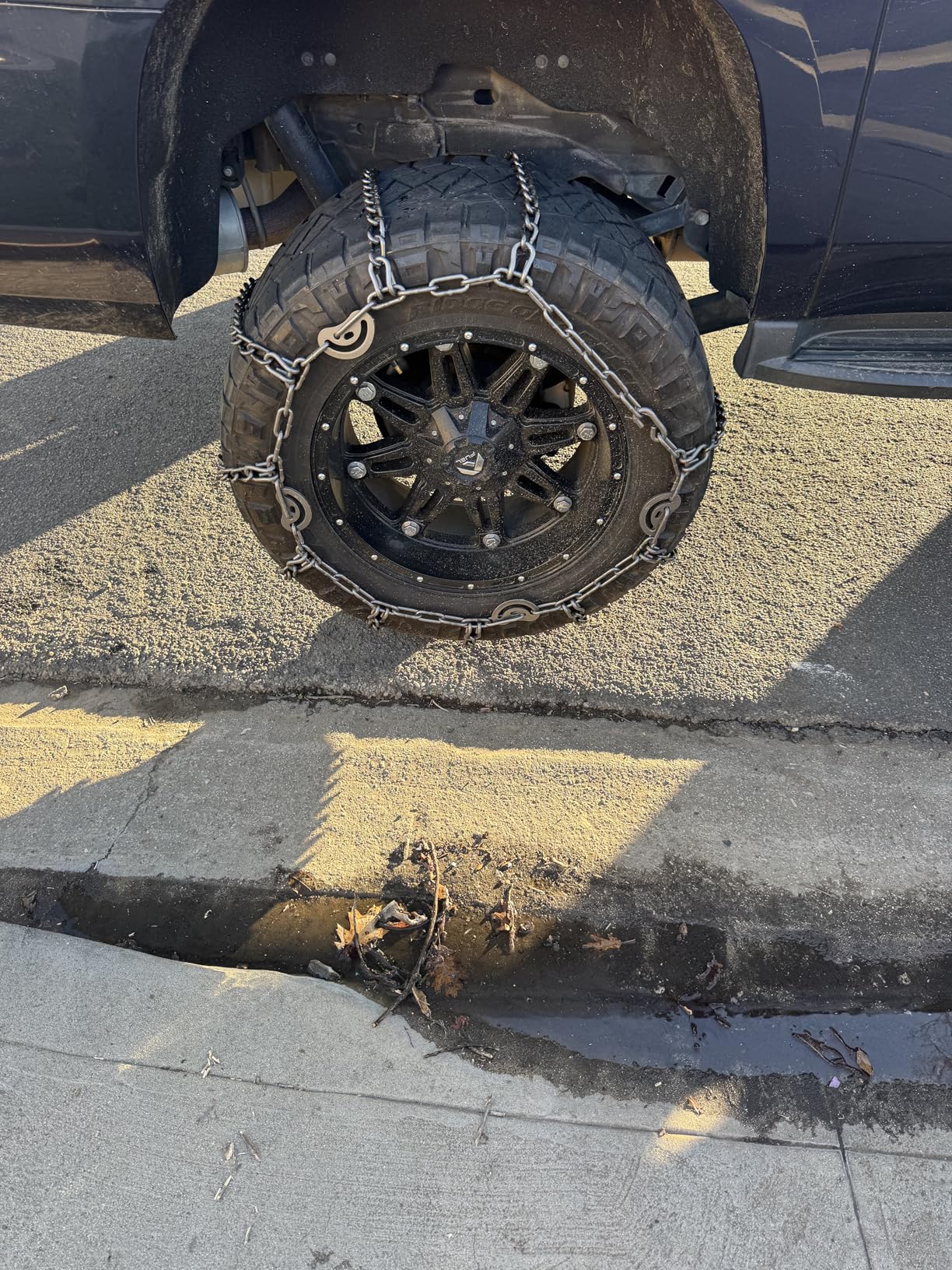 SCC QG3229CAM Quik Grip Wide Base Type CAM-DH Light Truck Tire Traction Chain - Set of 2 customer photo 1