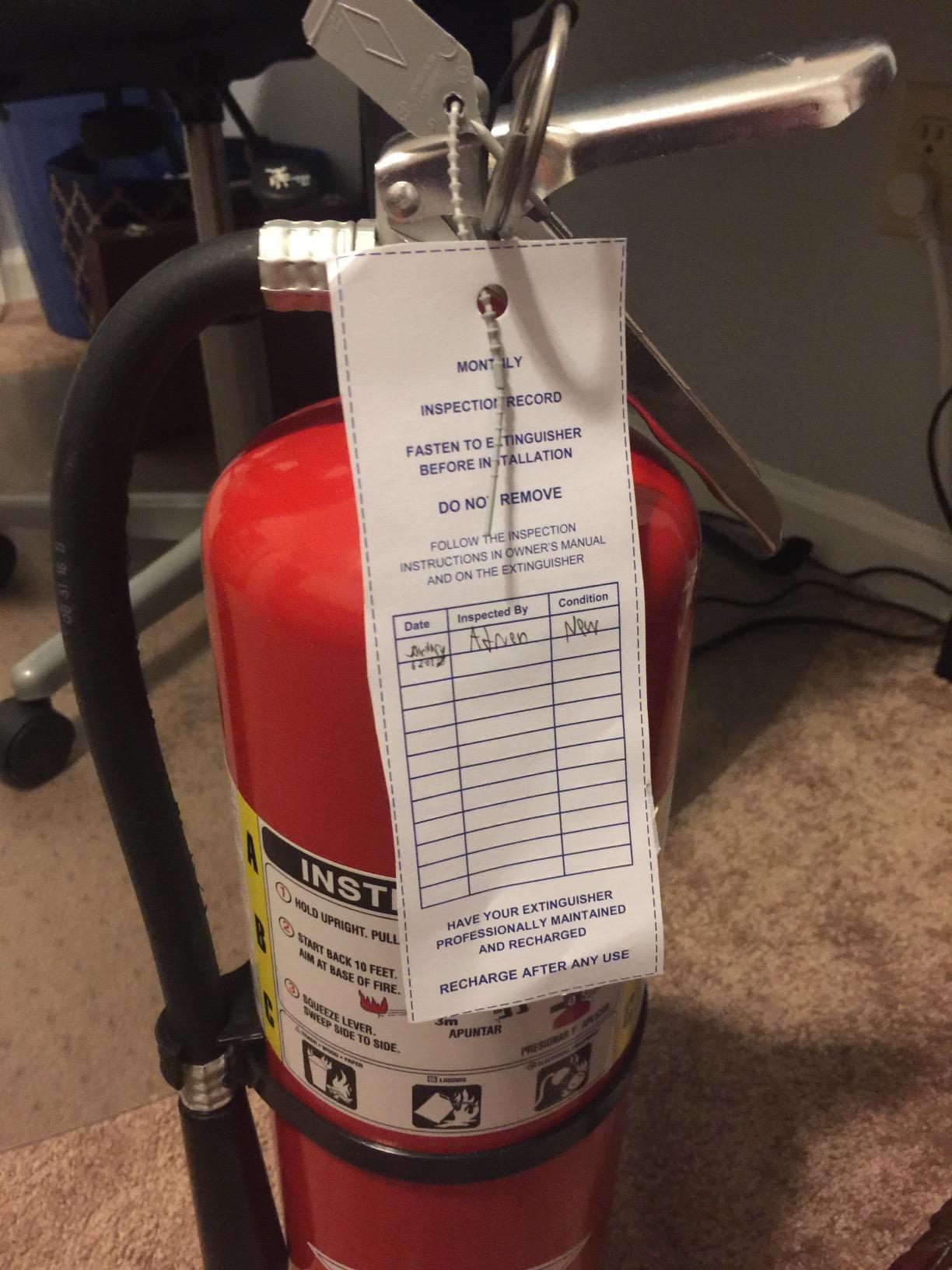 Amerex B456 ABC Dry Chemical Fire Extinguisher with Aluminum Valve, 10 lb. with Bracket customer photo 2
