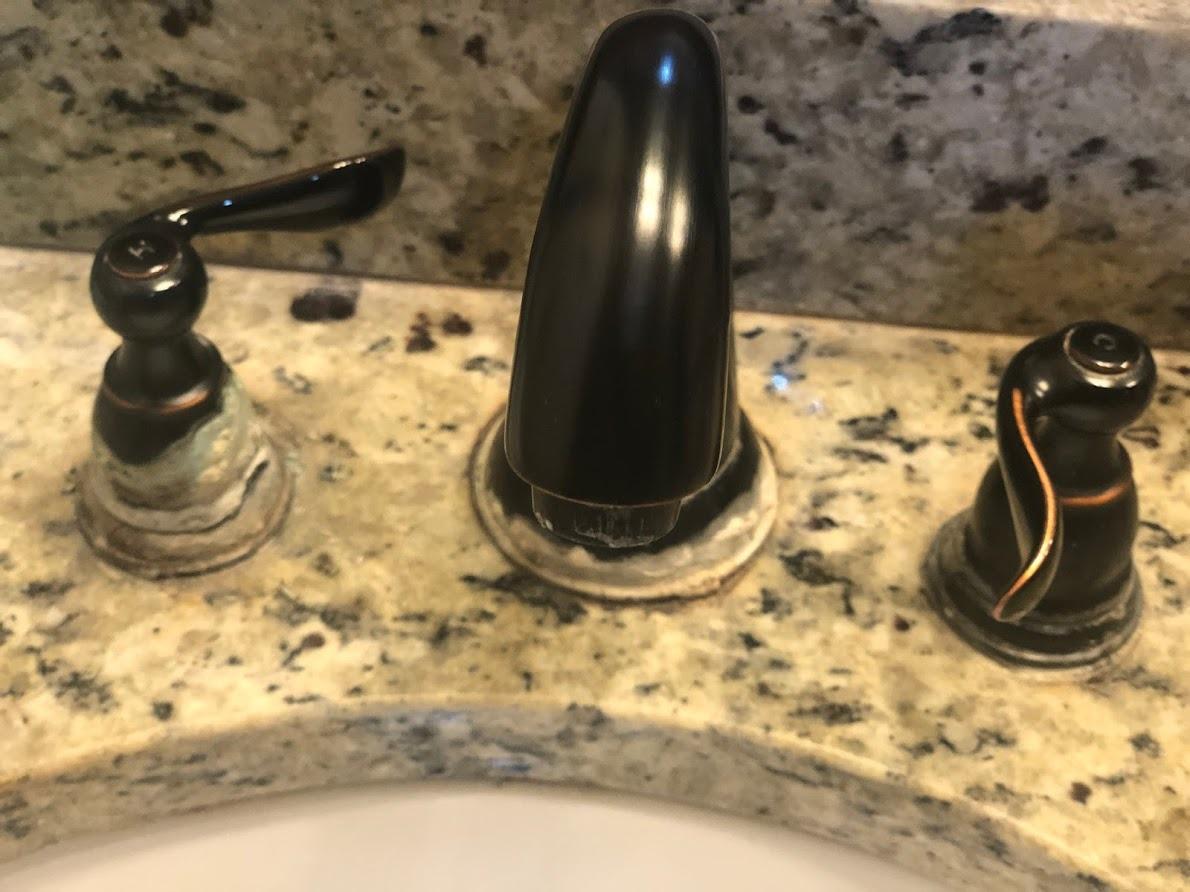 Delta Windemere Oil Rubbed Bronze Bathroom Faucet 3 Hole, 8 Inch Widespread Bathroom Sink Faucet for Vanity, Metal Push-Pop Drain Assembly, Oil Rubbed Bronze B3596LF-OB customer photo 2