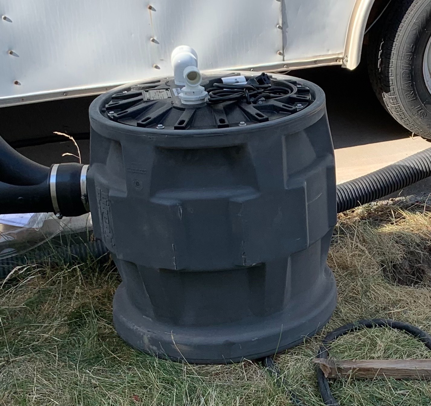 Liberty Pumps P382LE51 1/2-Horse Power 24 by 24-Inch Pro380 Series Simplex Sewage System customer photo 1