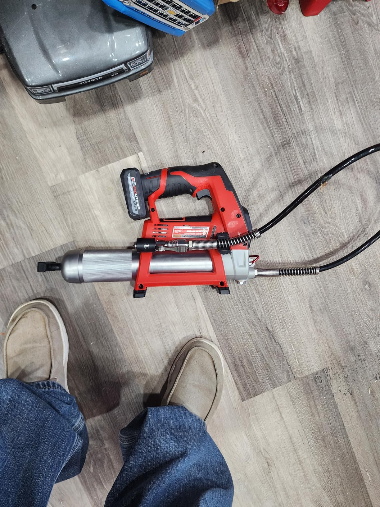 Milwaukee Bare-Tool Milwaukee 2446-20 M12 12-Volt Cordless Grease Gun (Tool Only, No Battery) customer photo 1