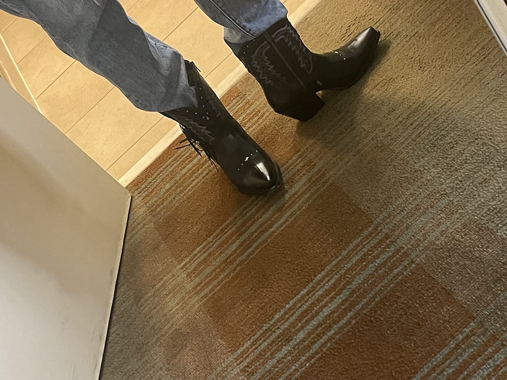 Ariat Women's Crush Cowgirl Boot customer photo 2