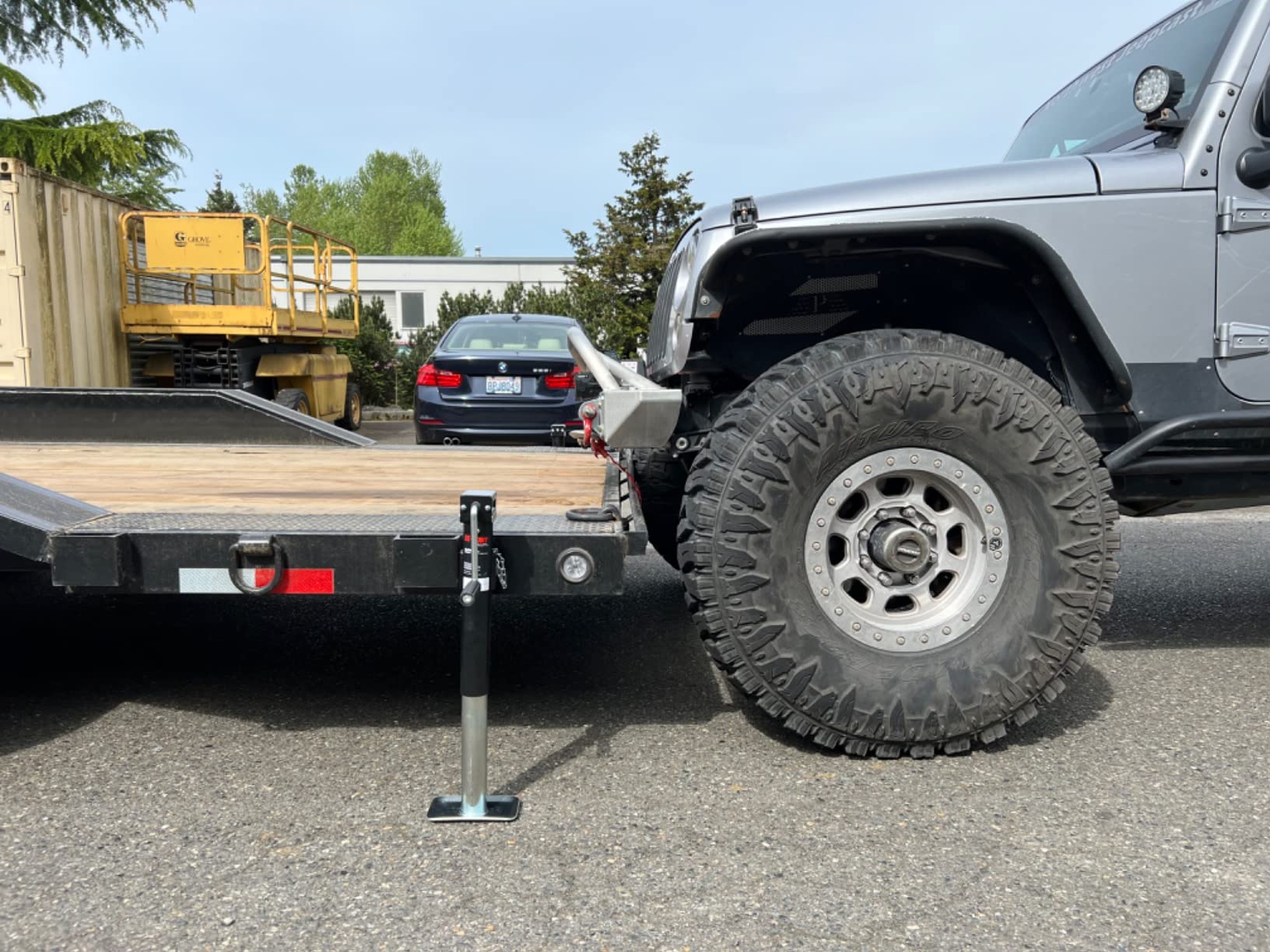 CURT 28321 Weld-On Pipe-Mount Swivel Trailer Jack, 3,000 lbs. Support Capacity and 2,000 lbs. lift capacity customer photo 2