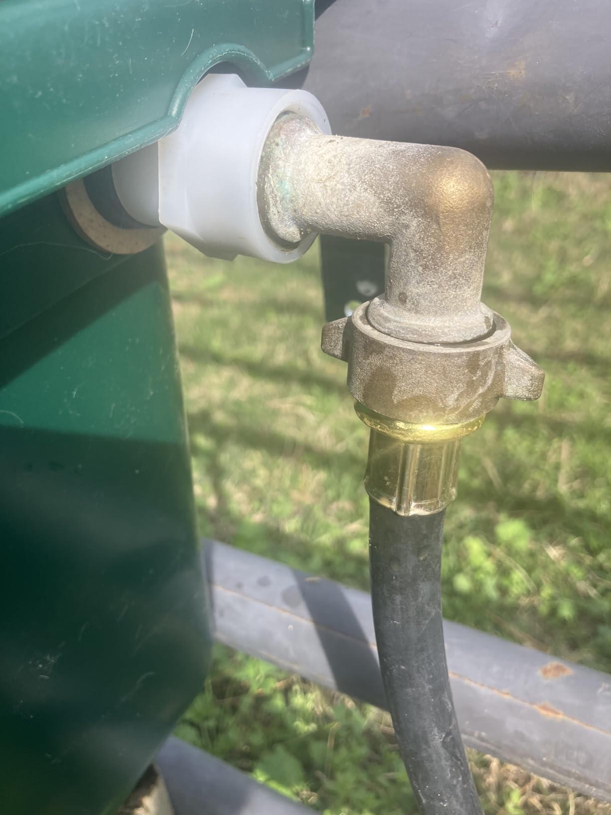 Little Giant Automatic Animal Waterer | DuraMate Float Controlled Automatic Waterer for Livestock | Heavy Duty and Durable | Made in USA | 4 Gallon (Black, 4 Gallon) customer photo 1