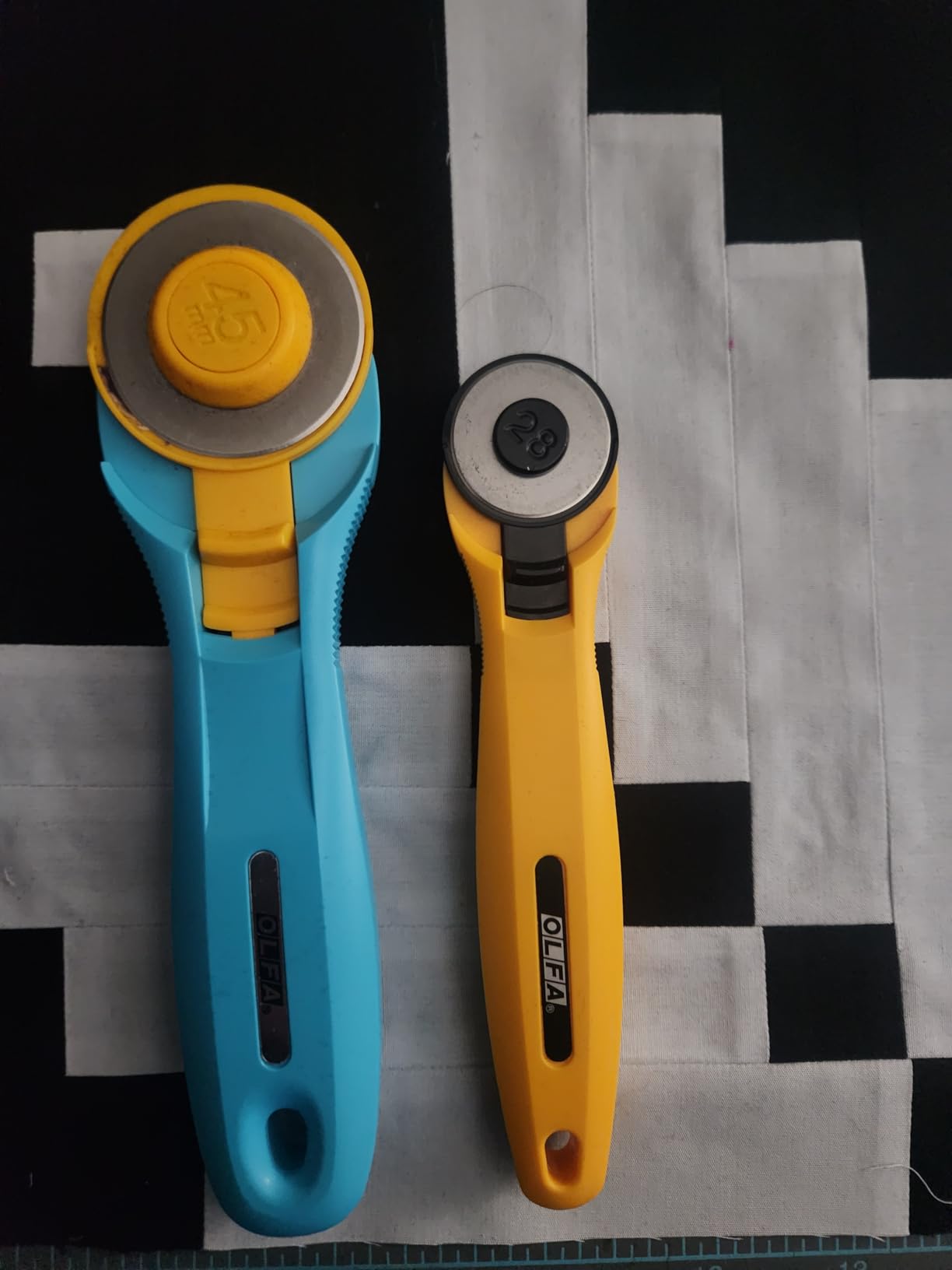 OLFA 45mm Quick-Change Rotary Cutter (RTY-2/C) - Tungsten Blade, Aqua customer photo 2
