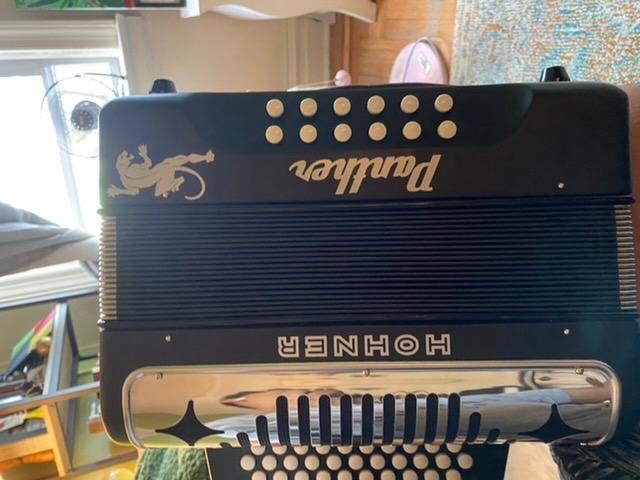 HOHNER Accordion, 3100FB Panther Diatonic customer photo 2