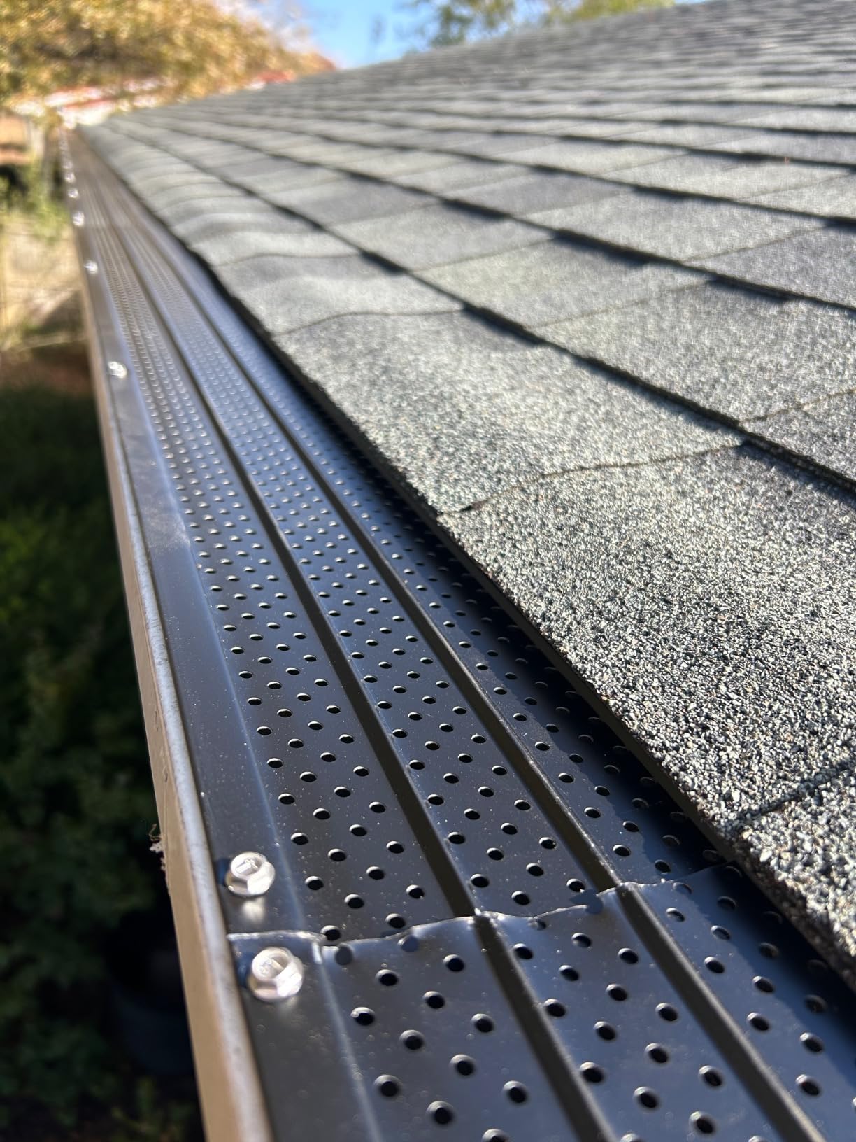 FlowGuard USA Made Professional DIY 6 Inch 50-Year Gutter Cover System - Matte - Aluminum Gutter Guards - 102 Feet - by FlexxPoint customer photo 2