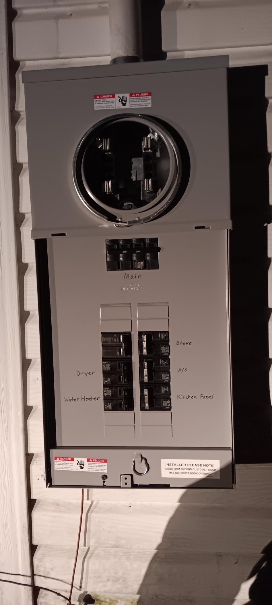 Siemens MC2040B1200S 200 Amp 20 Space 40 Circuit Overhead Surface Mount Meter Load Center Combination with Ring Type Cover customer photo 1
