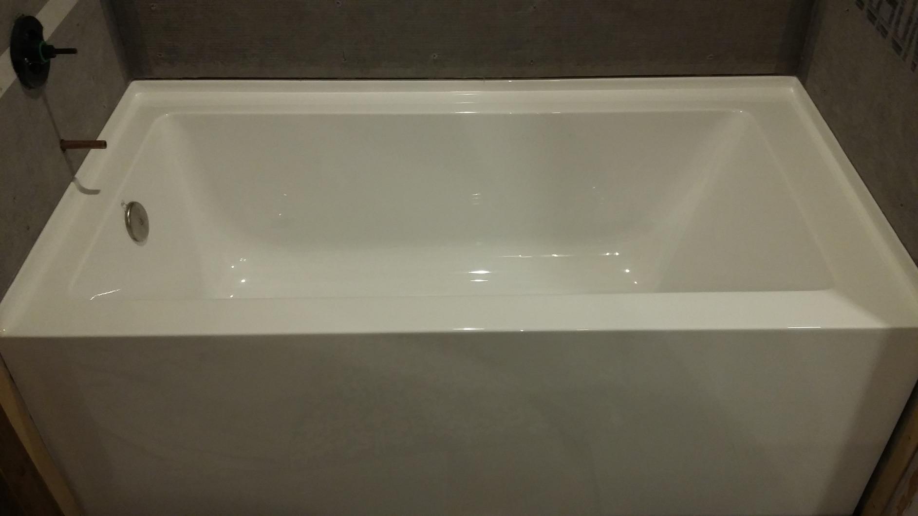 KINGSTON BRASS VTDE603122L 60-Inch Contemporary Alcove Acrylic Bathtub with Left Hand Drain and Overflow Holes, White customer photo 2
