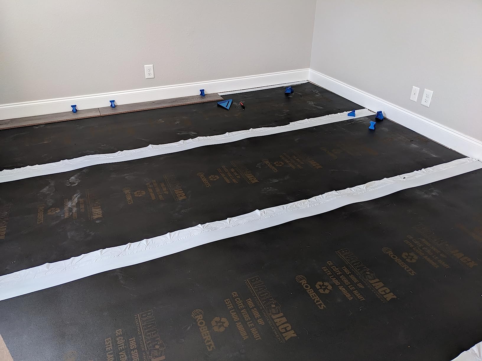 Roberts Black Jack Underlayment - 600 sq. ft. Roll - 43