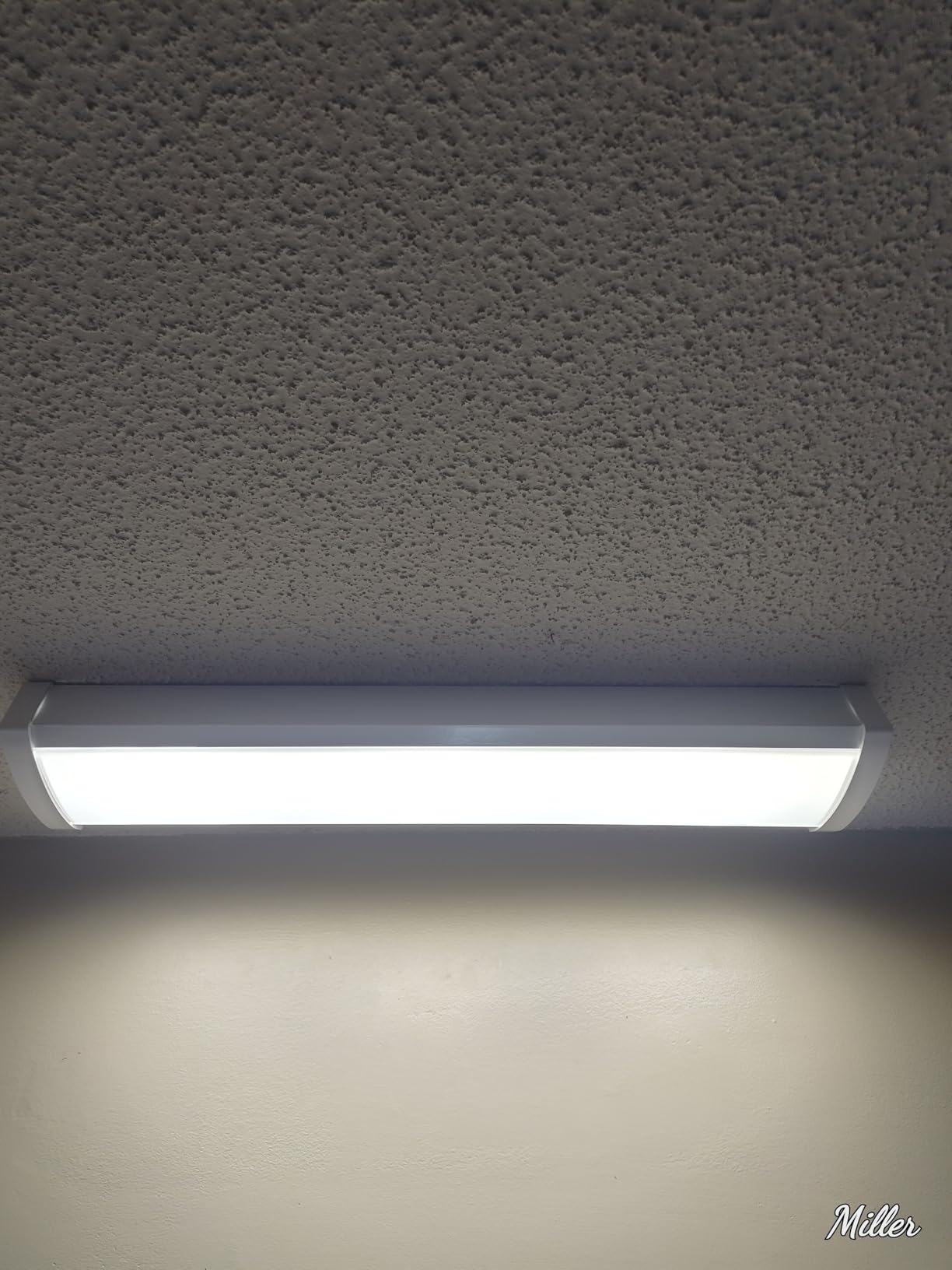 Lithonia Lighting 4 Foot LED Light Fixture, Low-Profile LED Wraparound, 4000K Cool White, 48-Inch customer photo 2