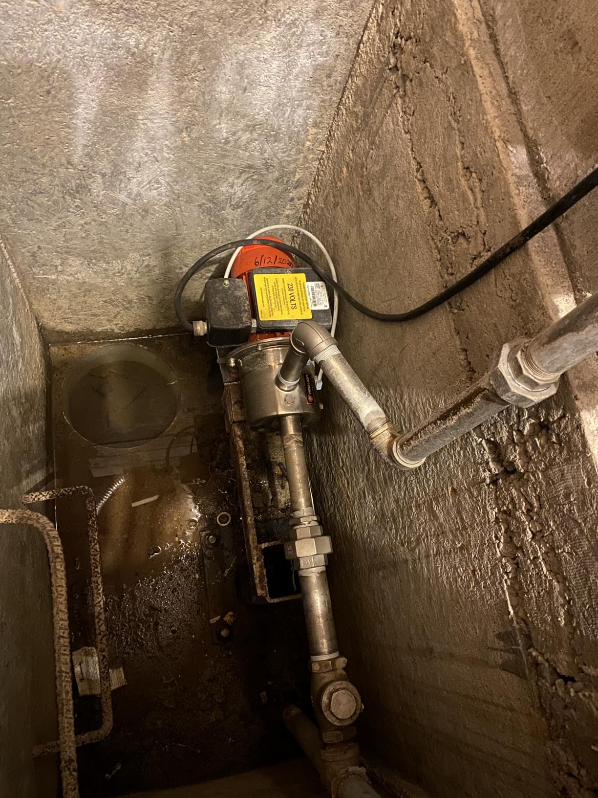 Red Lion RJS-75SS 115/230 Volt, 3/4 HP, 12.8 GPM Stainless Steel Shallow Well Jet Pump For Wells Up To 25' Deep, Red, 97080702 customer photo 1