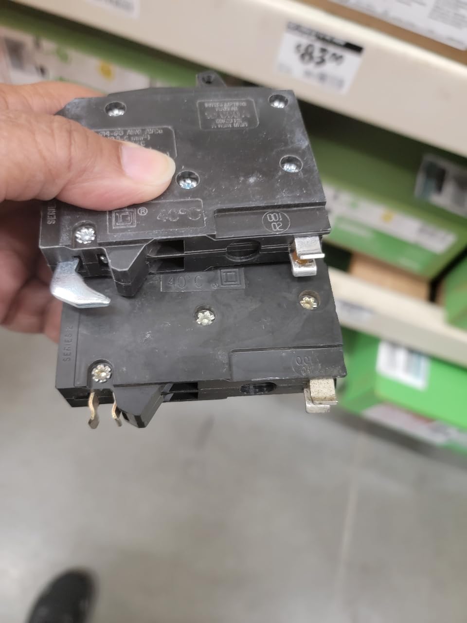 Square D - Tandem mini Circuit Breaker, QO, 2 x 1 Pole at 20A, 120/240VAC, 10kA, Plug in Mount, Clam Pack - QO2020C customer photo 1