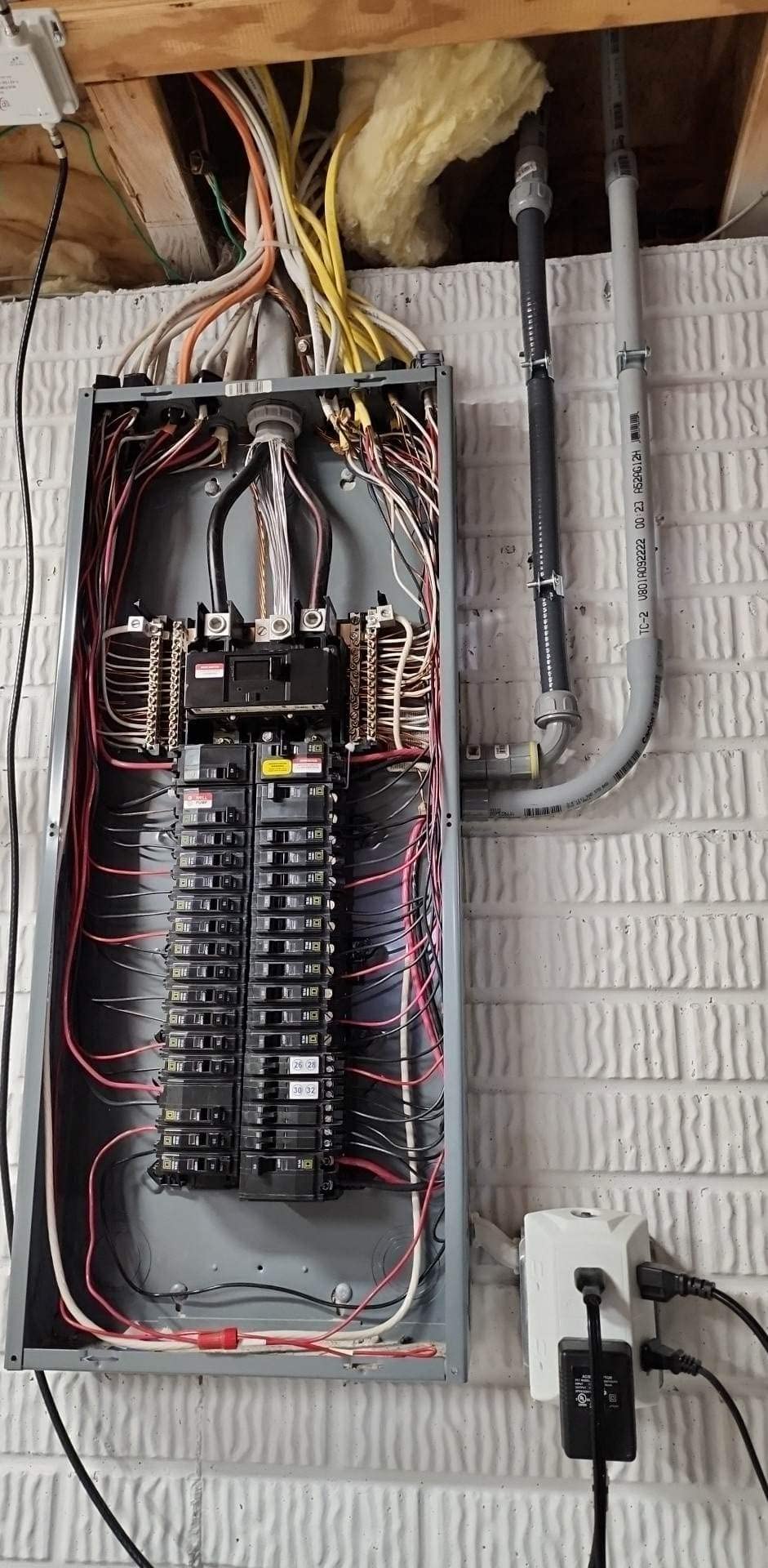 Square D - Tandem mini Circuit Breaker, QO, 2 x 1 Pole at 20A, 120/240VAC, 10kA, Plug in Mount, Clam Pack - QO2020C customer photo 2