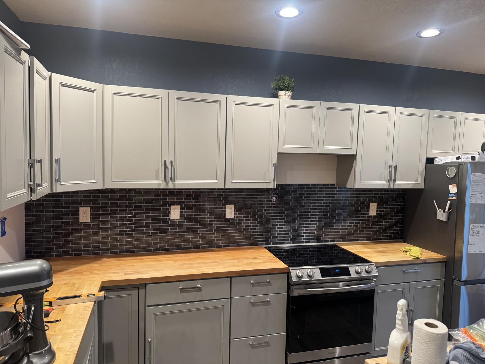 Art3d 10-Piece Peel & Stick Vinyl Kitchen/Bathroom Backsplash Tiles, 12
