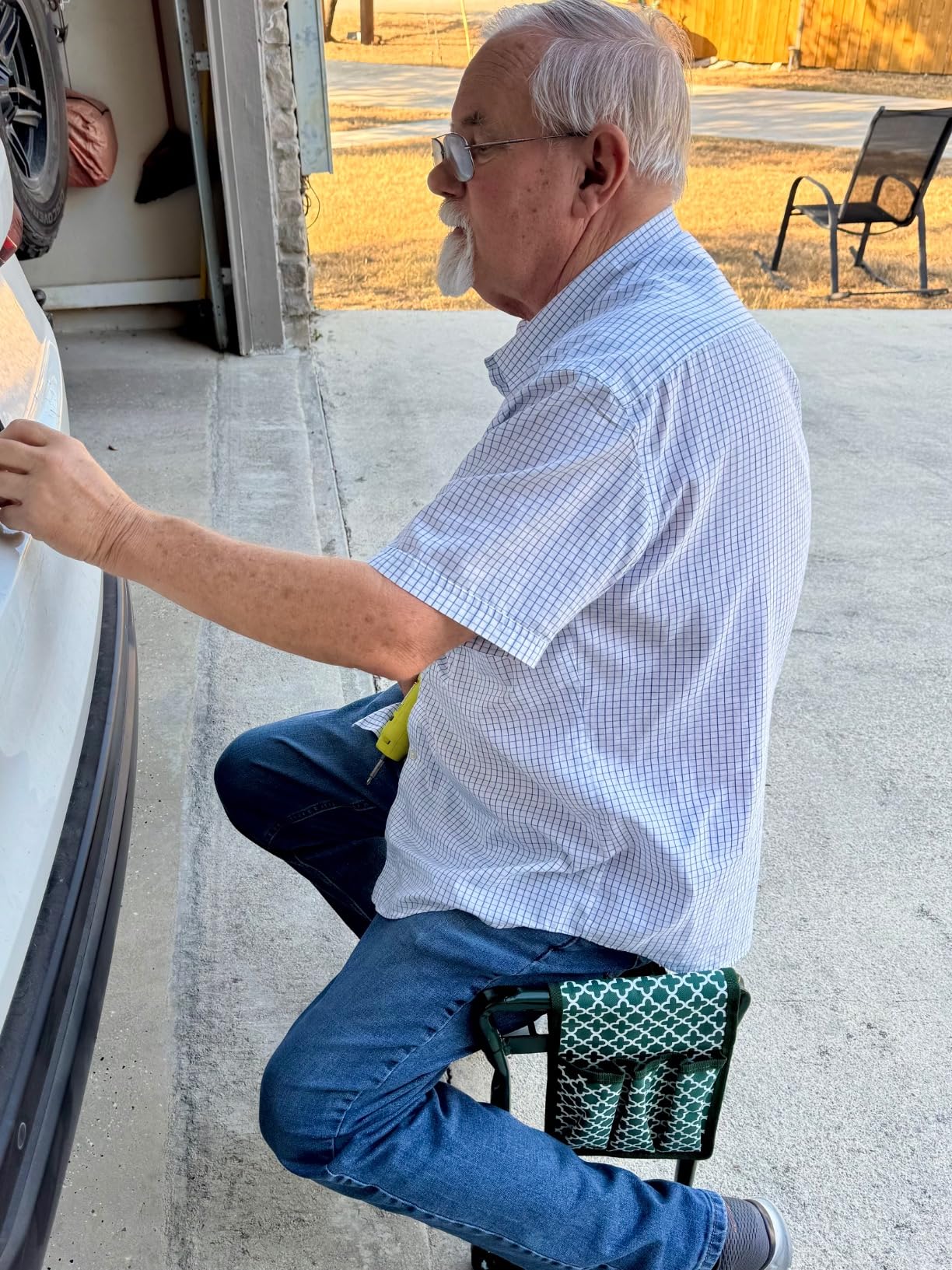 Garden Kneeler And Seat - Protects Your Knees, Clothes From Dirt & Grass Stains - Foldable Stool For Ease Of Storage - EVA Foam Pad - Sturdy and Lightweight - Bench Comes With A Free Tool Pouch! customer photo 1