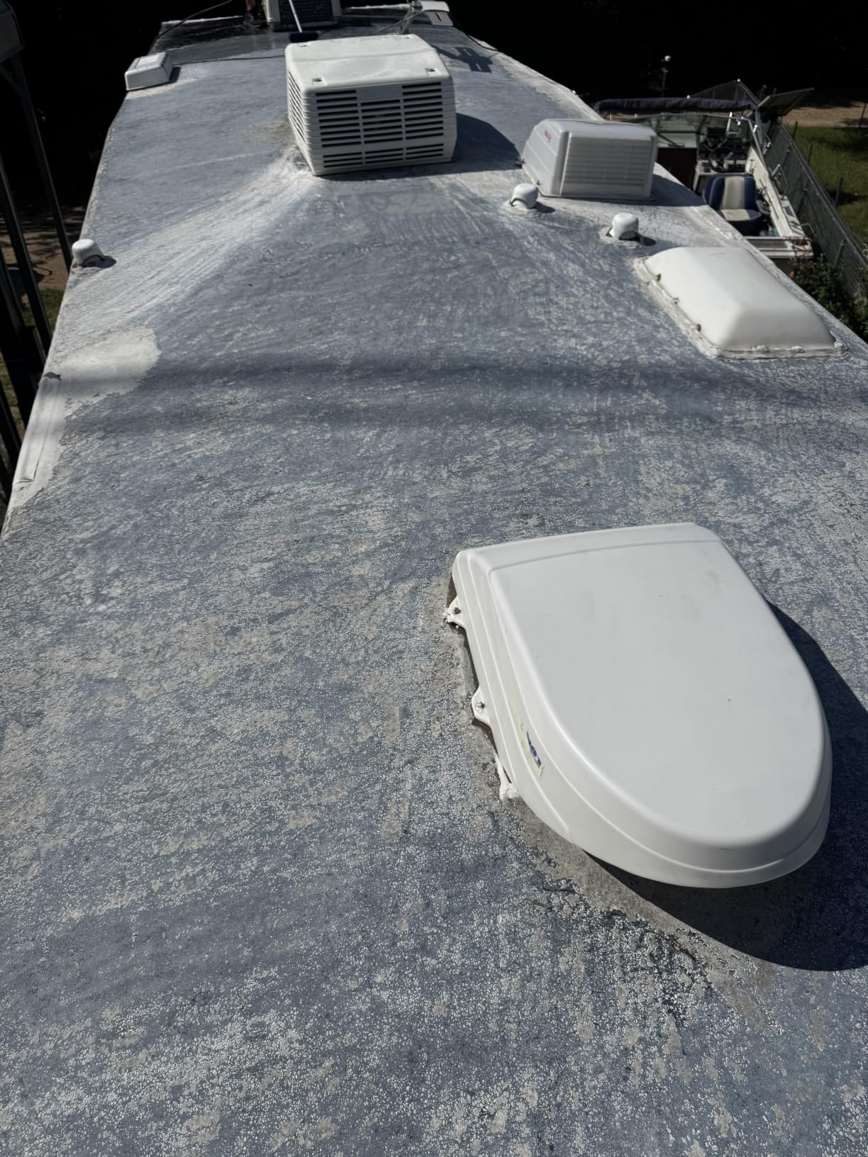 Liquid Rubber RV Roof Sealant - Professional-Grade Solar Reflective Waterproof Membrane Coating, White, 1 Gallon customer photo 2
