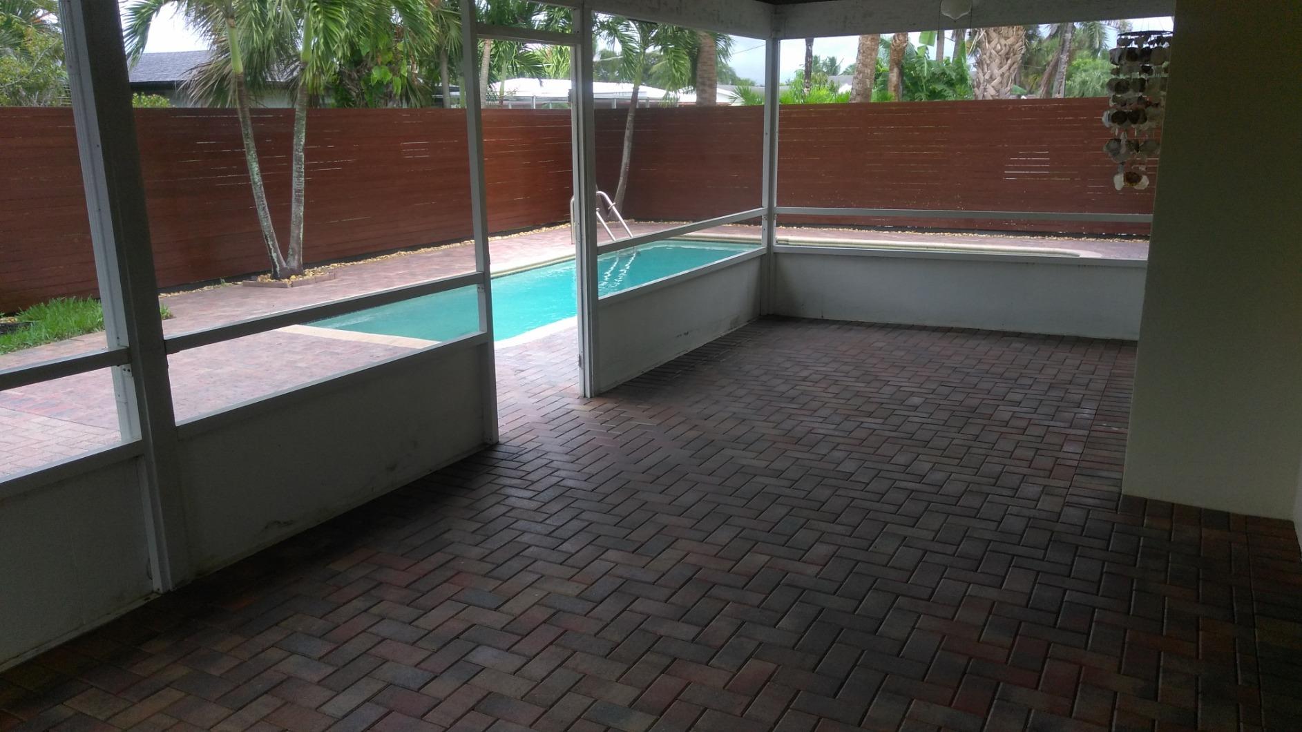 1 Gal. DOMINATOR SG+ Clear Acrylic Sealer | High Gloss Concrete Paver Sealer | Wet Look, Color Enhancing | Professional Grade | Decorative Concrete | Fast Dry | Driveway, Patio and Walkways customer photo 1