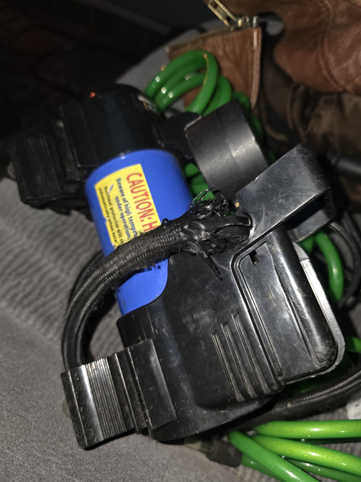 EPAuto 12V DC Portable Air Compressor Pump, Digital Tire Inflator customer photo 2