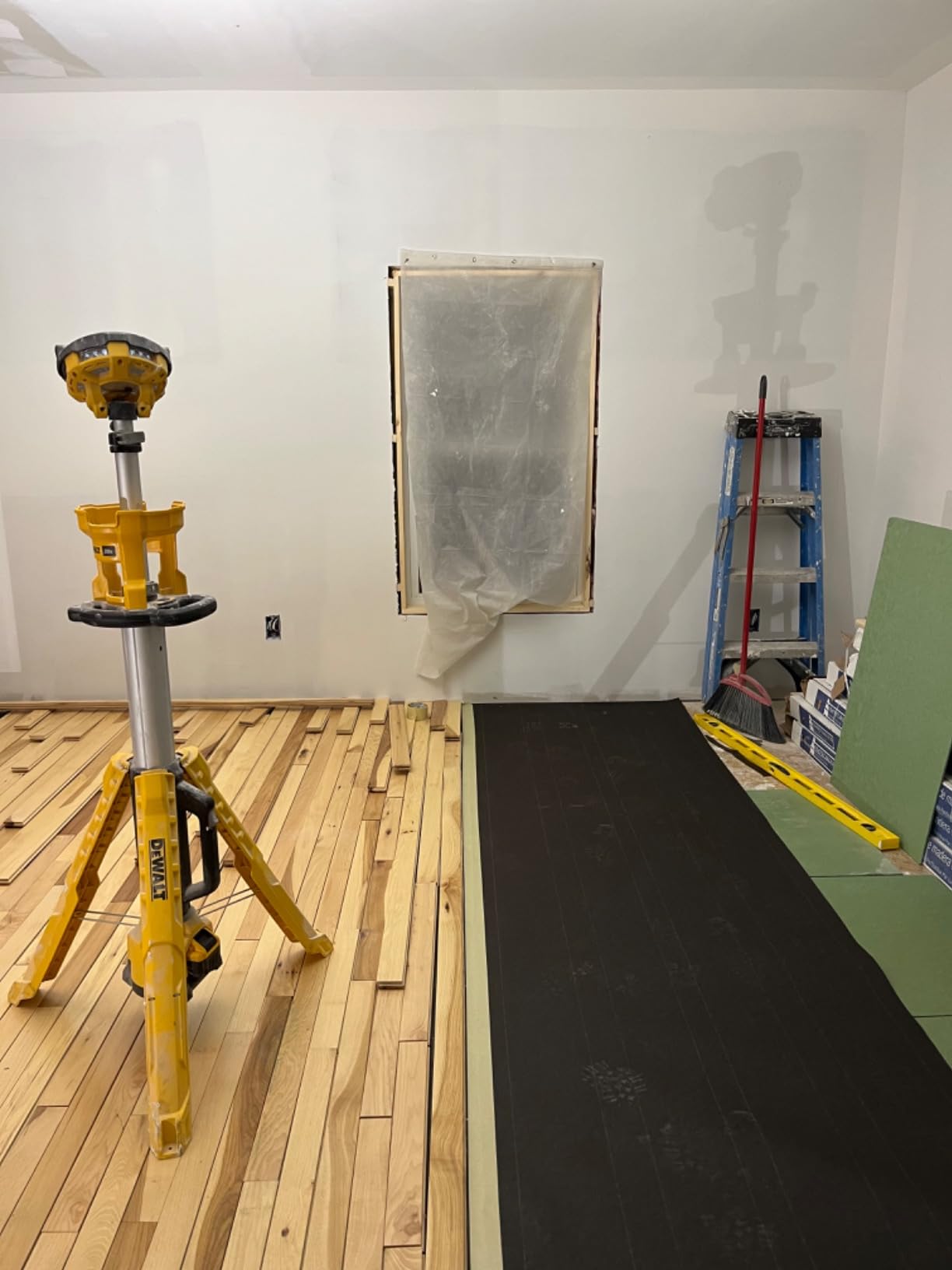 Wood Fiber Flooring Underlayment, 3mm (1/8 Inch) Thickness - 90 Sq Ft, Natural Soundproofing Insulation, for Laminate, Vinyl, LVT, LVP, or Hardwood customer photo 2