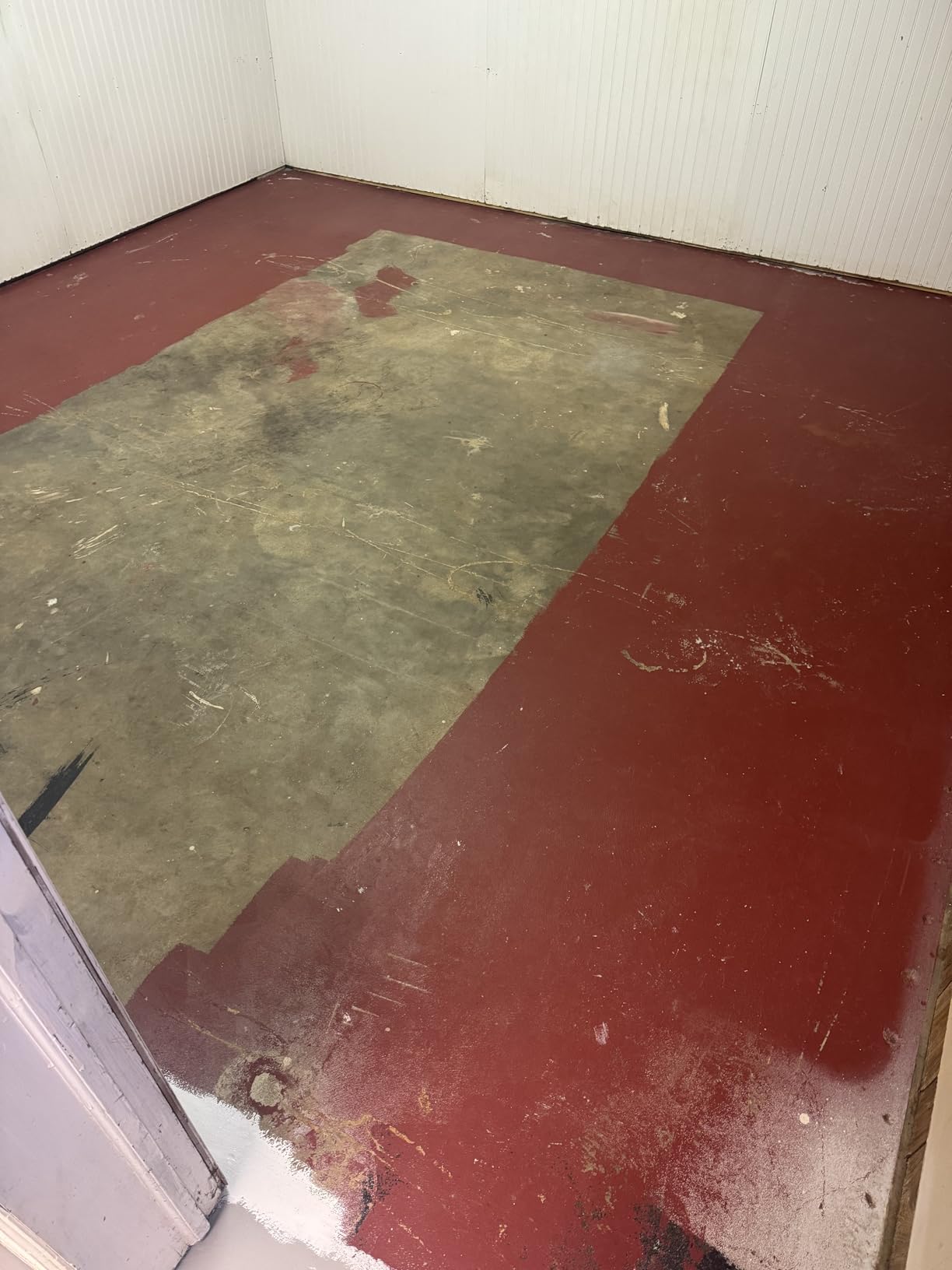 KILZ 1-Part Epoxy Concrete & Garage Floor Paint, Slate Gray, 1 Gallon customer photo 2