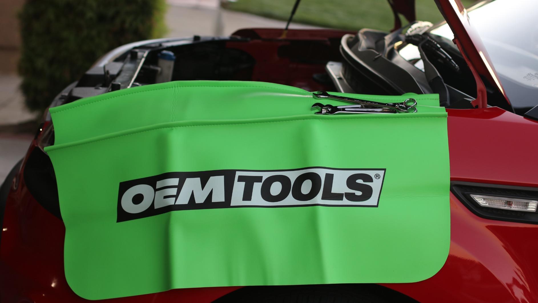 OEMTOOLS Vinyl Fender Cover 27
