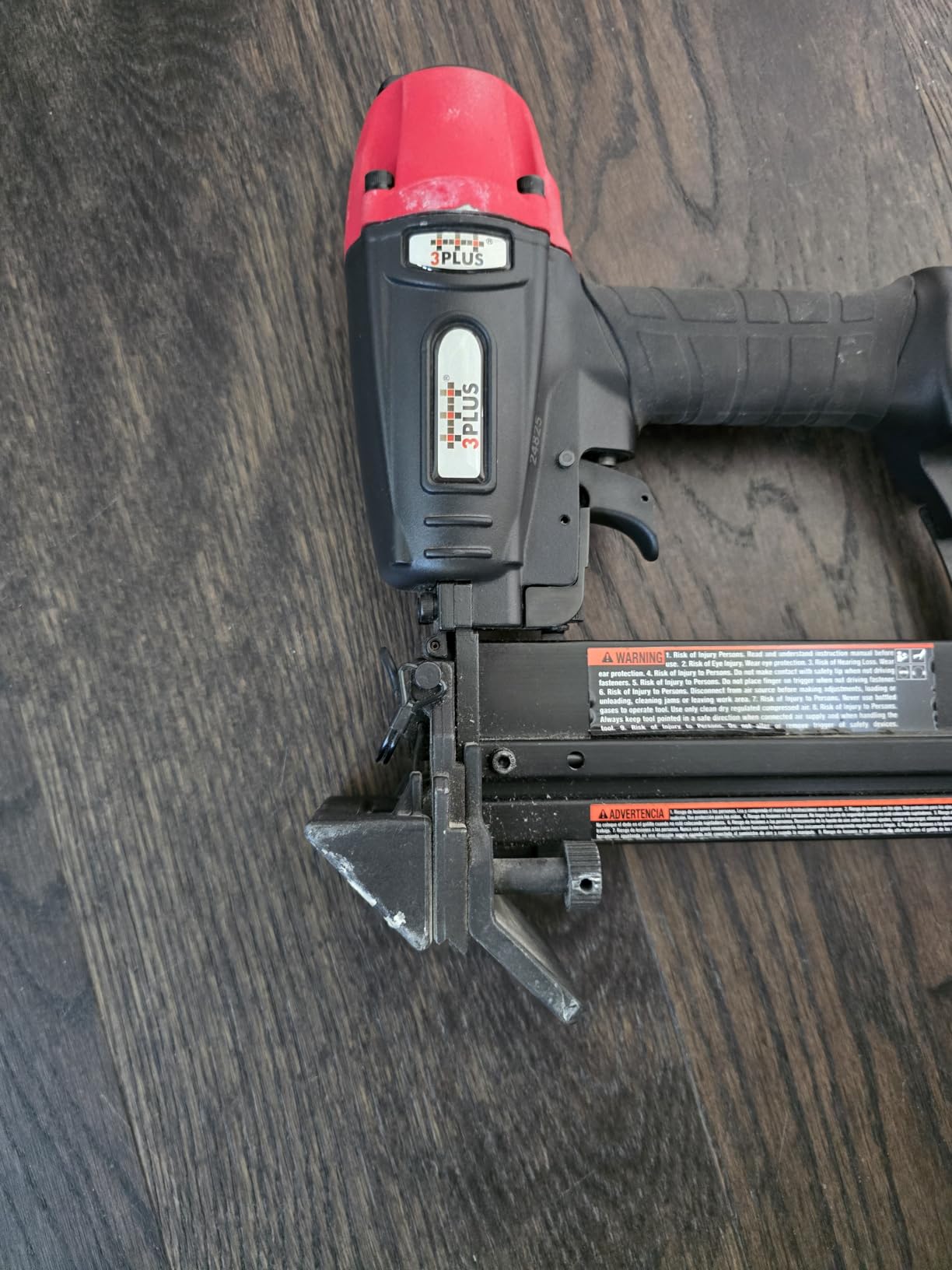 3PLUS HFS509040SP 4-in-1 Pneumatic 18 Gauge Flooring Stapler/Nailer customer photo 1