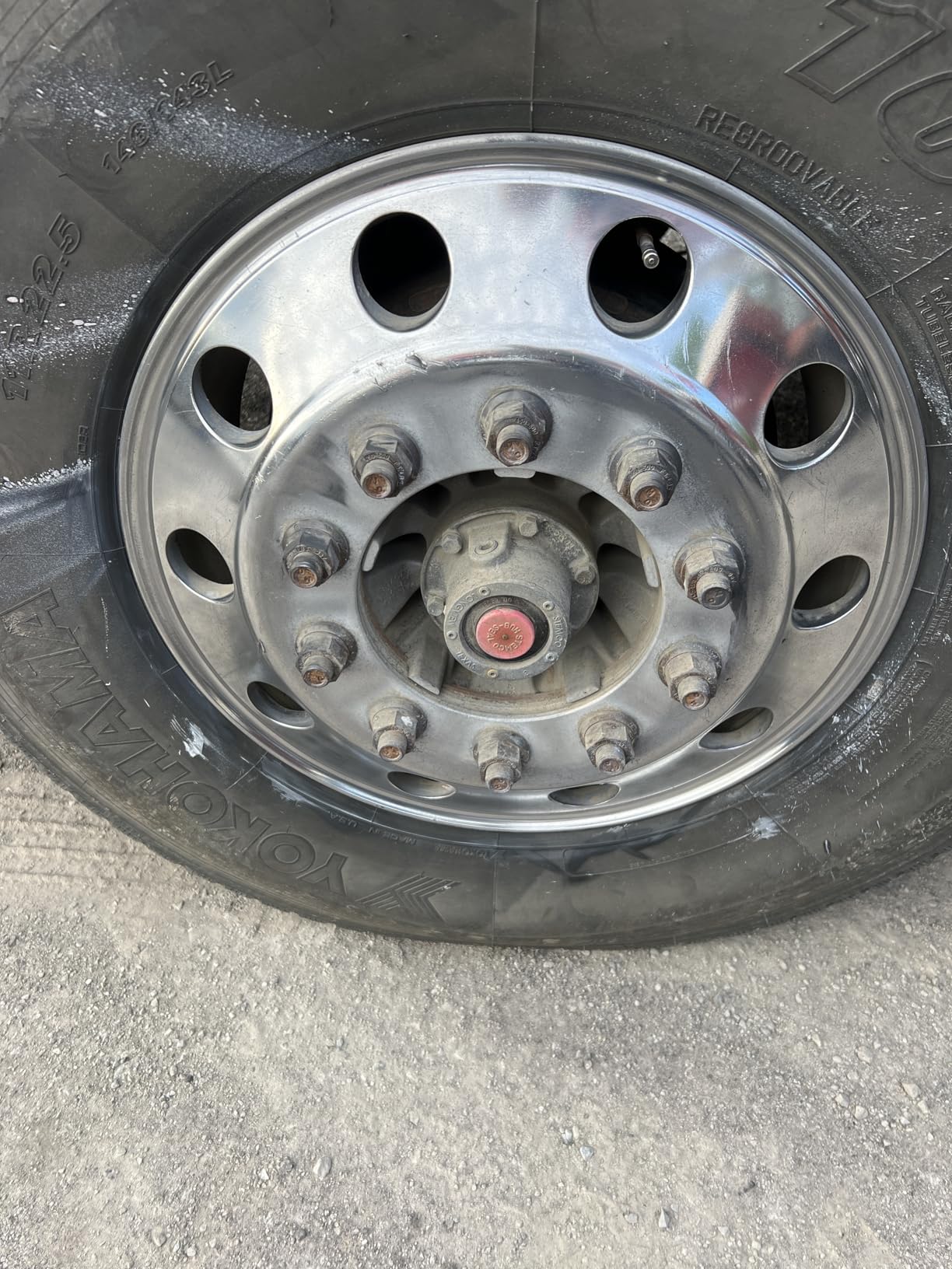 Renegade Products USA Pro Red Liquid Metal Polish - Heavy Cut Aluminum Metal Polish High Luster on Rims, Wheels, Tanks, Bumpers, Aluminum & Stainless Steel 24 Oz Bottle customer photo 2