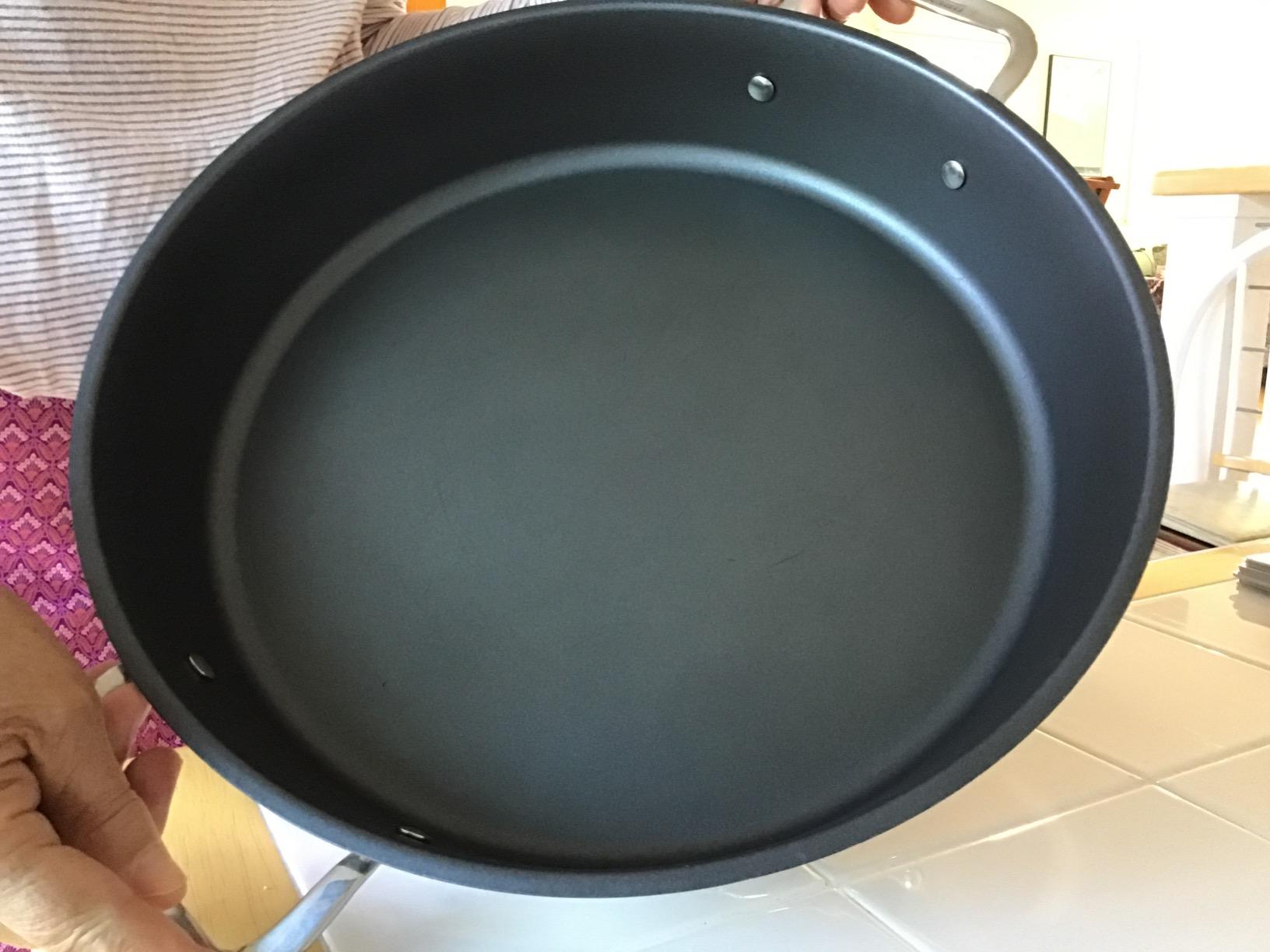 All-Clad Electrics Stainless Steel and Nonstick Surface Skillet 7 Quart 1800 Watts Temp Control, Cookware, Dishwasher Safe customer photo 2