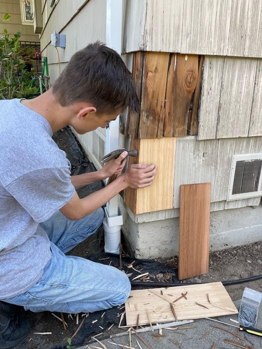 18 Inch Rebutted and Rejointed (R&R) Natural Groove Cedar Sidewall Shingles 1/2 Square Carton customer photo 1
