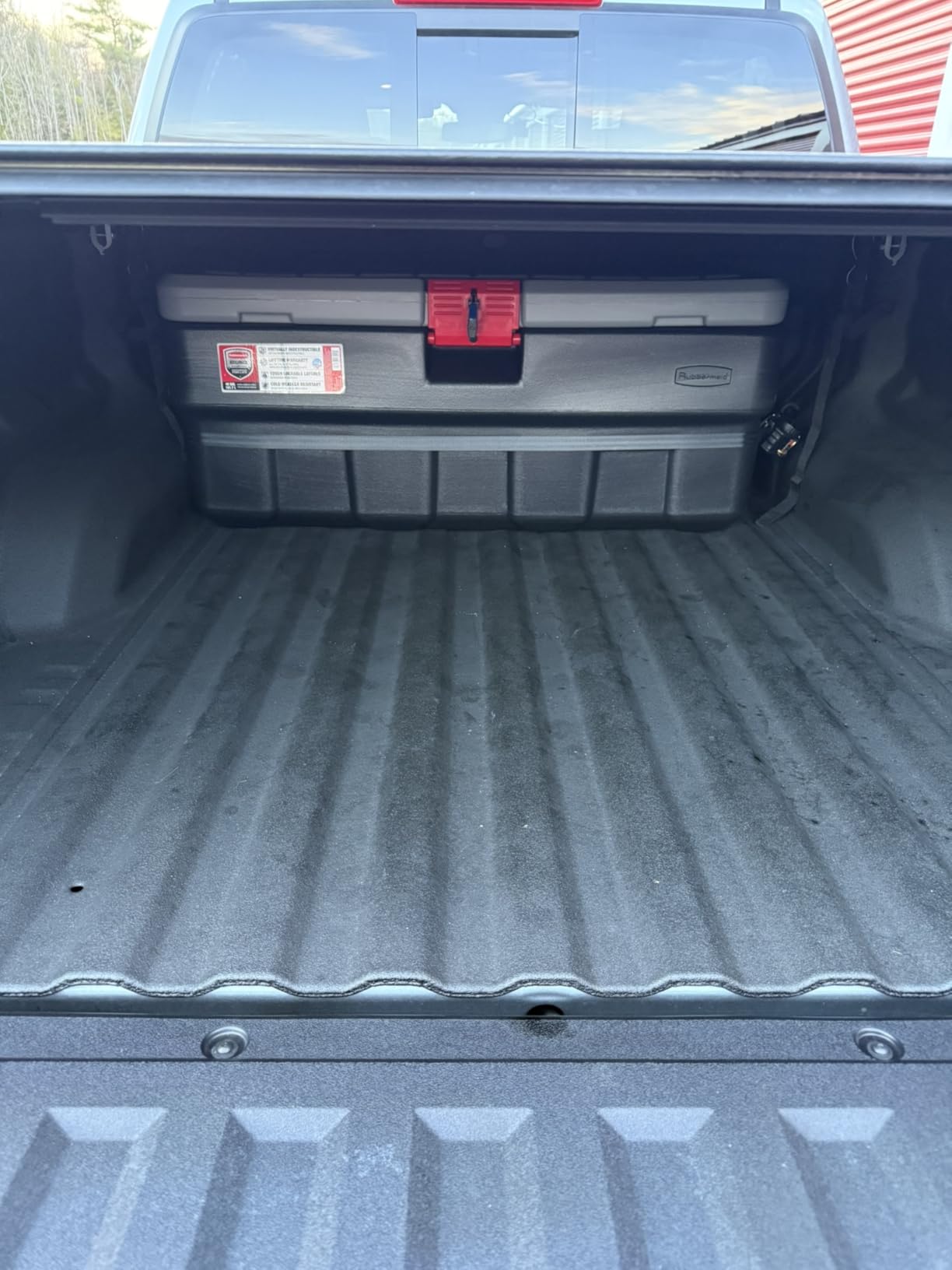 Rubbermaid 48 Gallon Black Action Packer Lockable Latch Indoor and Outdoor Storage Box Container for Home, Garage, Backyard, Single customer photo 2