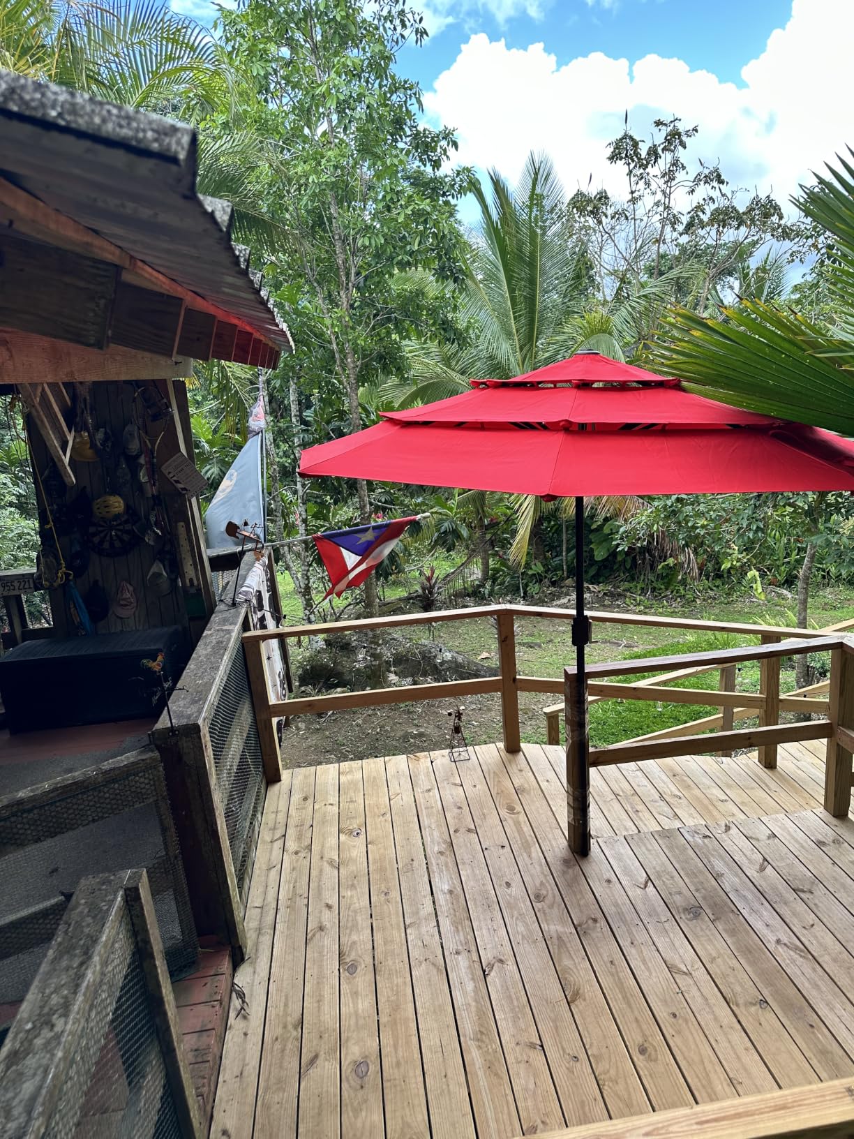 EliteShade USA 10-Year-Non-Fading 9ft 3-Tier Market Patio Umbrella, Commercial Grade Outdoor Table Umbrella with Crank Open, Windproof & UPF 50+ UV Protection, Heavy Duty Ventilation customer photo 2