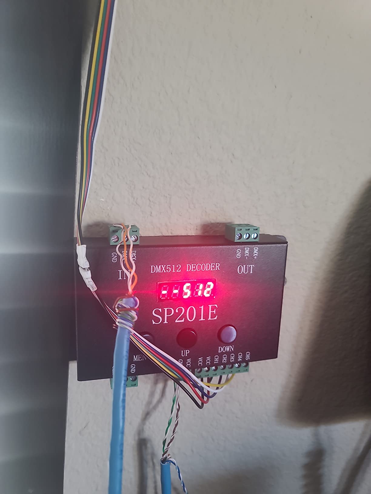 ALITOVE WS2812B WS2811 DMX to SPI Controller Decoder, W/ 99 Color Modes, 5 Channel DMX 512 RGB WW Decoder Controller for WS2815 SK6812 WS2801 WS2813 LP6803 1903 RGBWW LED Pixels Light Strip DC5V~24V customer photo 1