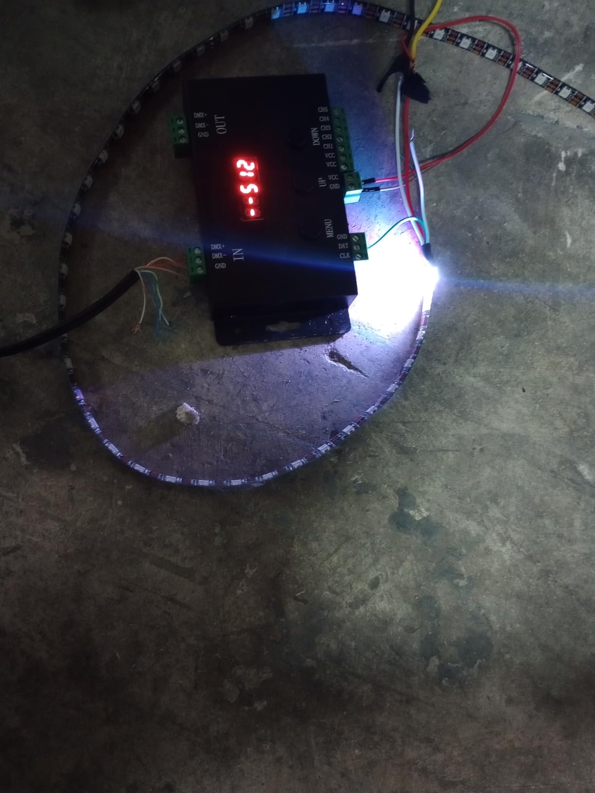 ALITOVE WS2812B WS2811 DMX to SPI Controller Decoder, W/ 99 Color Modes, 5 Channel DMX 512 RGB WW Decoder Controller for WS2815 SK6812 WS2801 WS2813 LP6803 1903 RGBWW LED Pixels Light Strip DC5V~24V customer photo 2