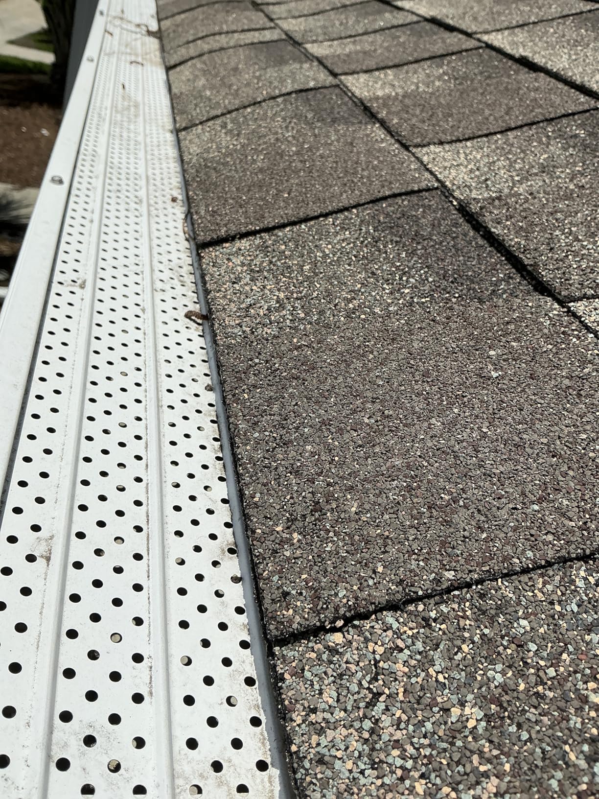 FlowGuard Gutter Guard, USA Made Professional DIY 5 Inch 50-Year Gutter Cover Leaf Protection System - White - Aluminum - 125 Feet - by FlexxPoint customer photo 1