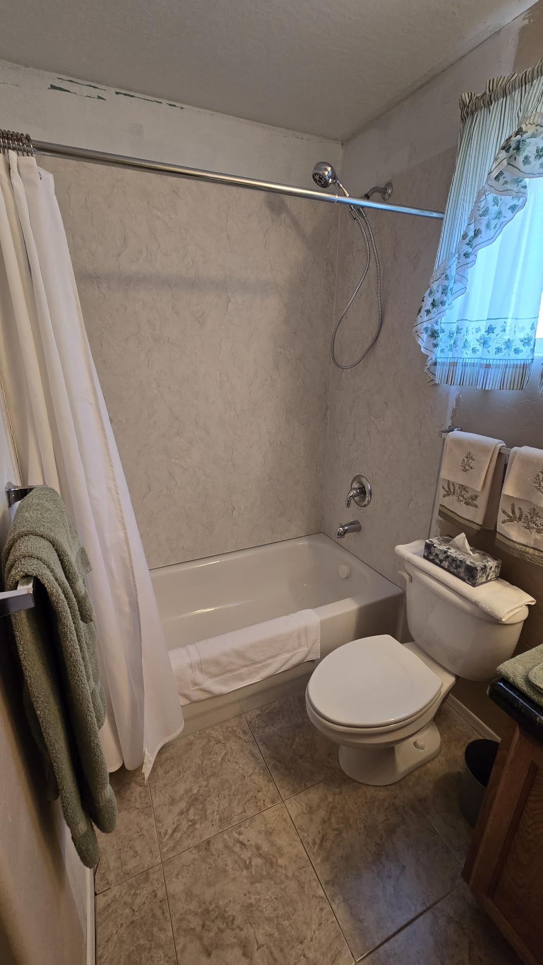 Transolid EWK604872-41 Expressions 3-Panel Shower Wall Kit, 48-in L x 60-in W x 72-in H, Bianca customer photo 1