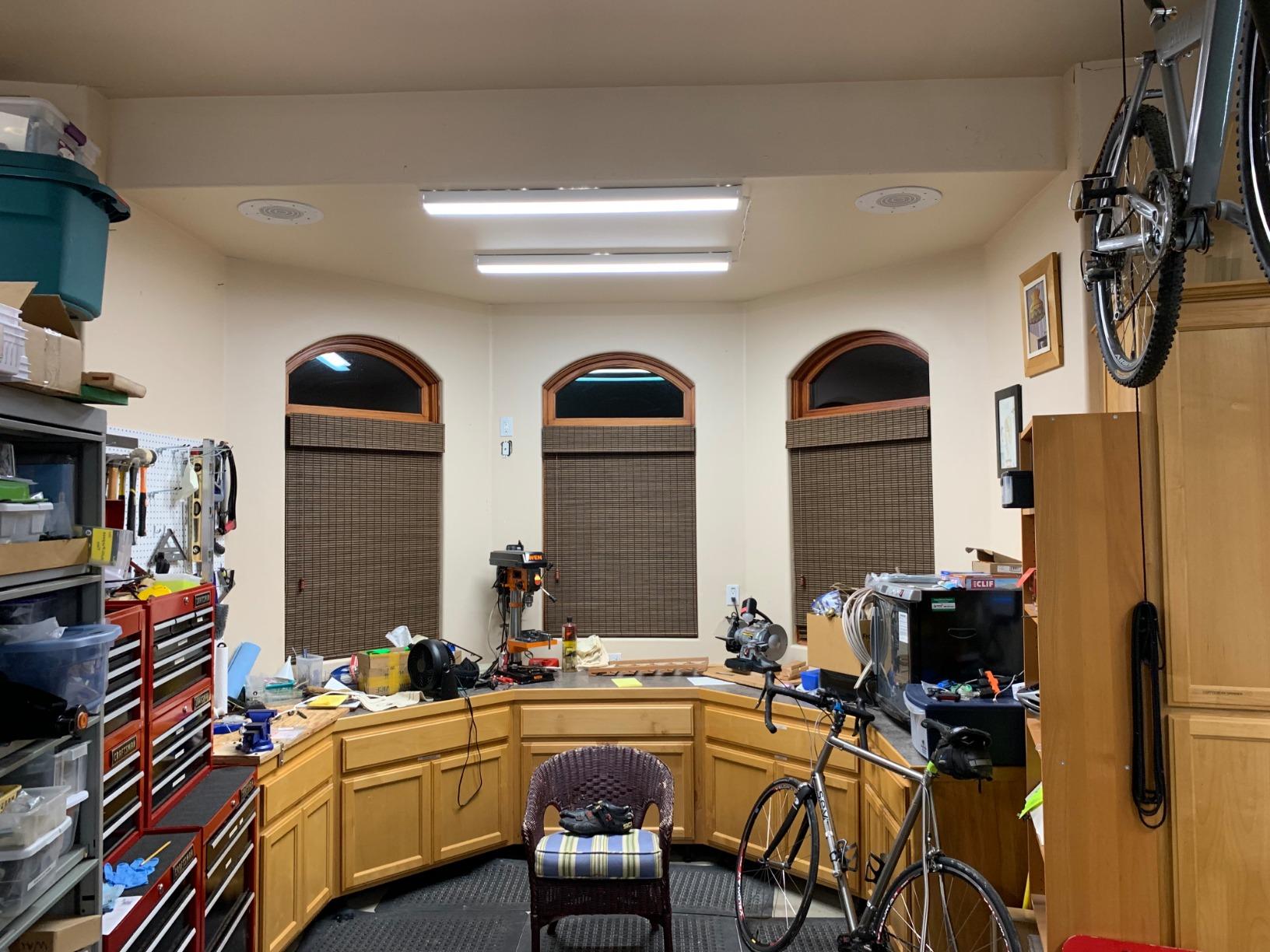 Sunco 6 Pack LED Garage Ceiling Lights Wraparound Fixture 4FT, Linkable, 3500 LM customer photo 1