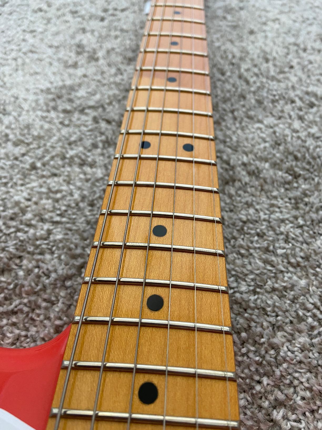 Squier Classic Vibe 70s Stratocaster Electric Guitar, with 2-Year Warranty, Natural, Laurel Fingerboard customer photo 1