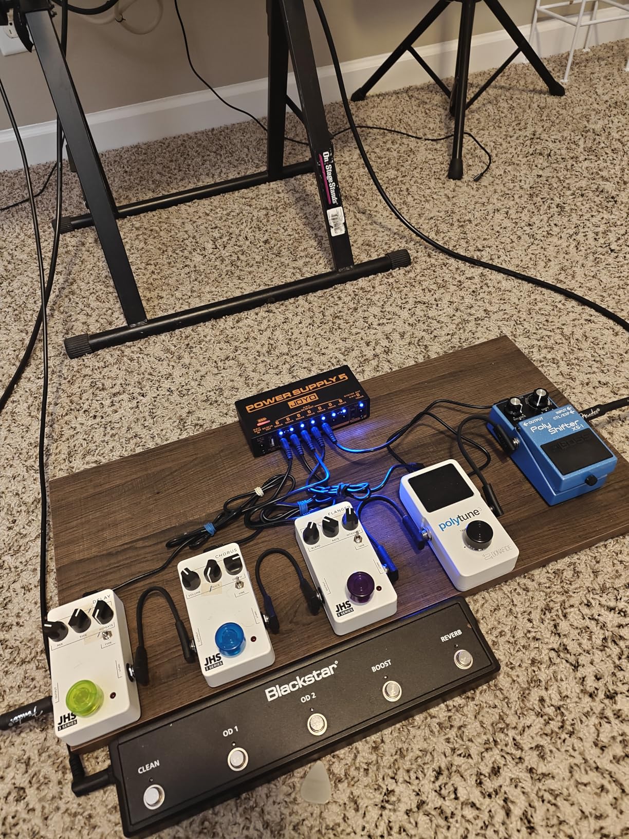 JOYO Guitar Pedal Power Supply Pedal Board Power Supply with DC 18V Pedal Power Adapter & 9V 100mA 500mA Isolated DC 10 Outputs for 9V 12V 18V Effect Pedals (JP-02) customer photo 1
