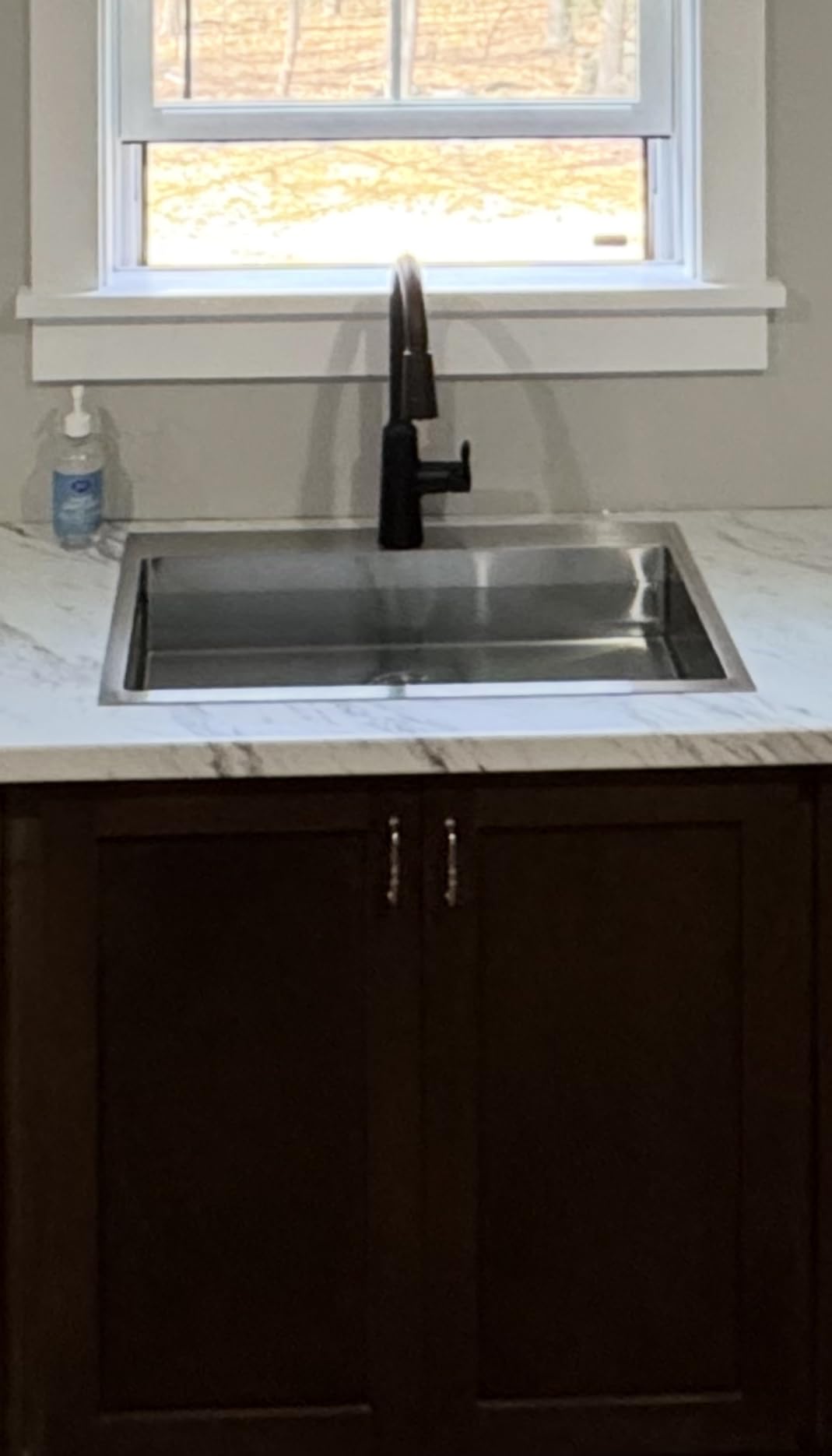 Comllen 33 Inch Farmhouse Sink, Stainless Steel Single Bowl Farm Sinks 16 Gauge 9 Inch Deep, Handmade Undermount 33 Farm Apron Front Kitchen Sink customer photo 2