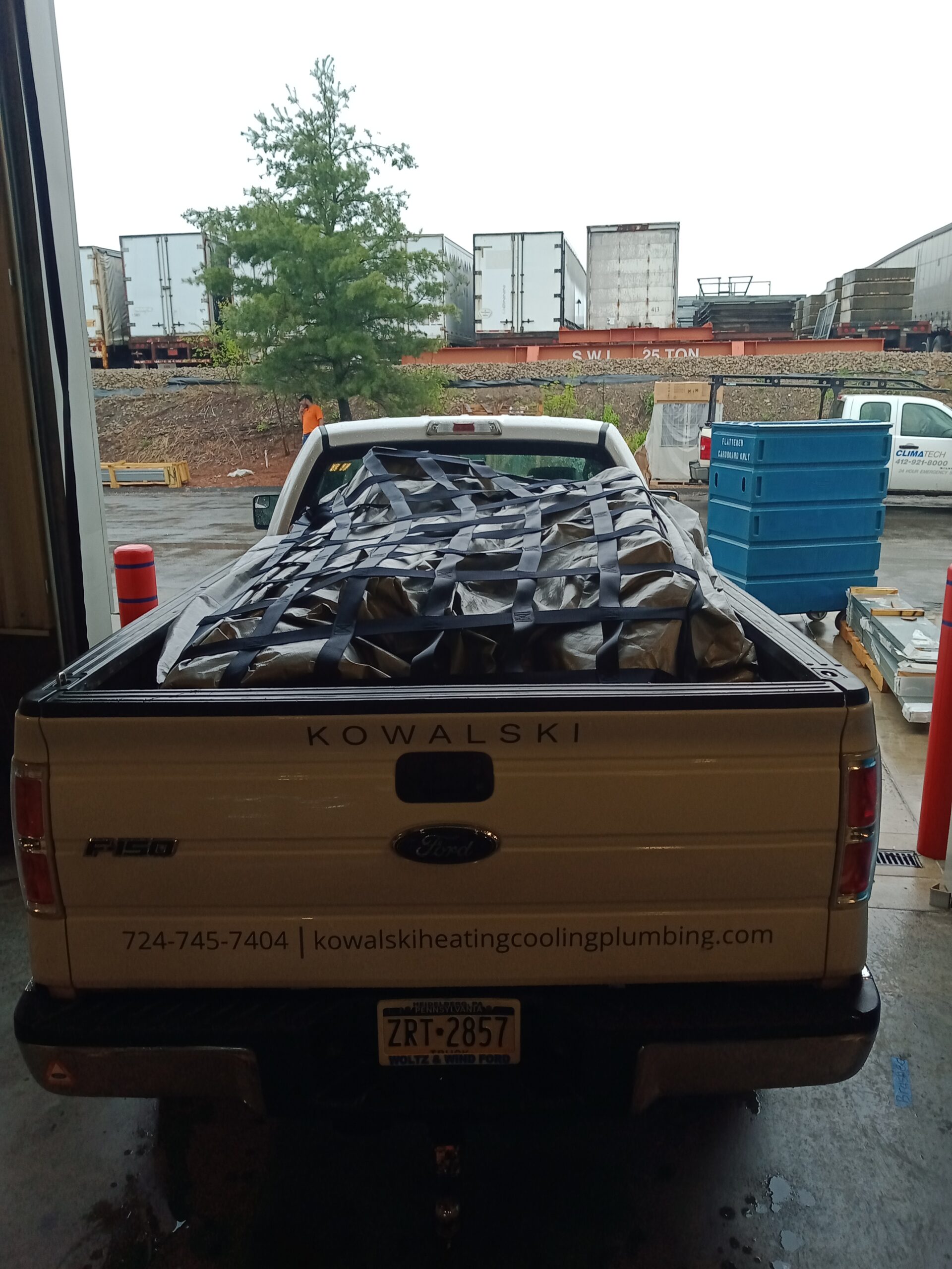 US Cargo Control Cargo Net for Pickup Truck Bed 6.8 FT x 4.2 FT, Adjustable Truck Cargo Net with S-Hooks & Cam Buckles, Fits Long Pickup Beds - Can Also Use in Trailers, Garages, Sheds customer photo 2
