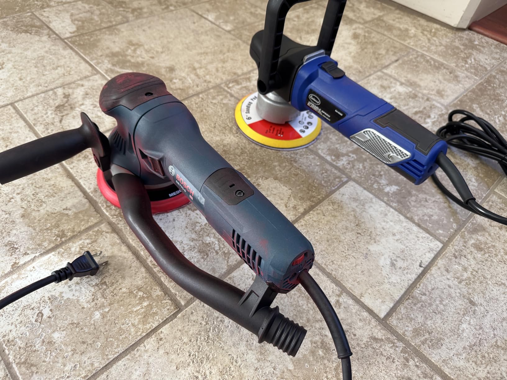 BOSCH Orbital Sander, GET75-6N Electric Orbital Sander, Polisher - 7.5 Amp, Corded, 6 Inch Disc Size - Dual-Mode: Random Orbit & Turbo for Floor Sanding customer photo 1