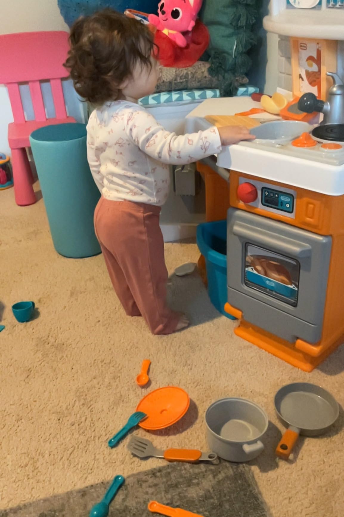 Little Tikes Home Grown Kitchen - Role Play Realistic Kitchen Real Cooking & Water Boiling Sounds Kitchen Accessories Set for Girls Boys - Multicolor 22 x 18 x 30.25 inches customer photo 2