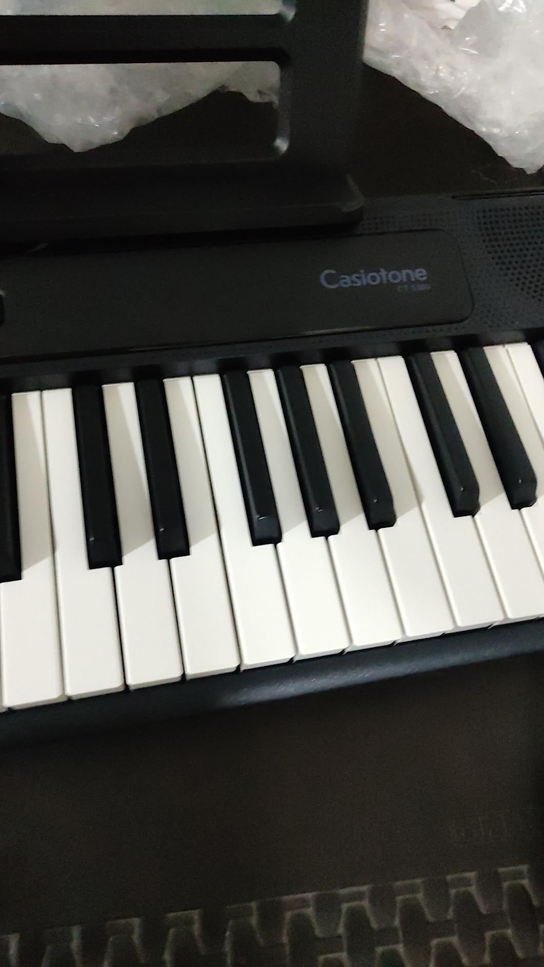 Casiotone CT-S300 - Portable Keyboard | Touch-Sensitive | 400 Tones, 77 Rhythms & Pitch Bend | Ideal for Music Creation customer photo 2