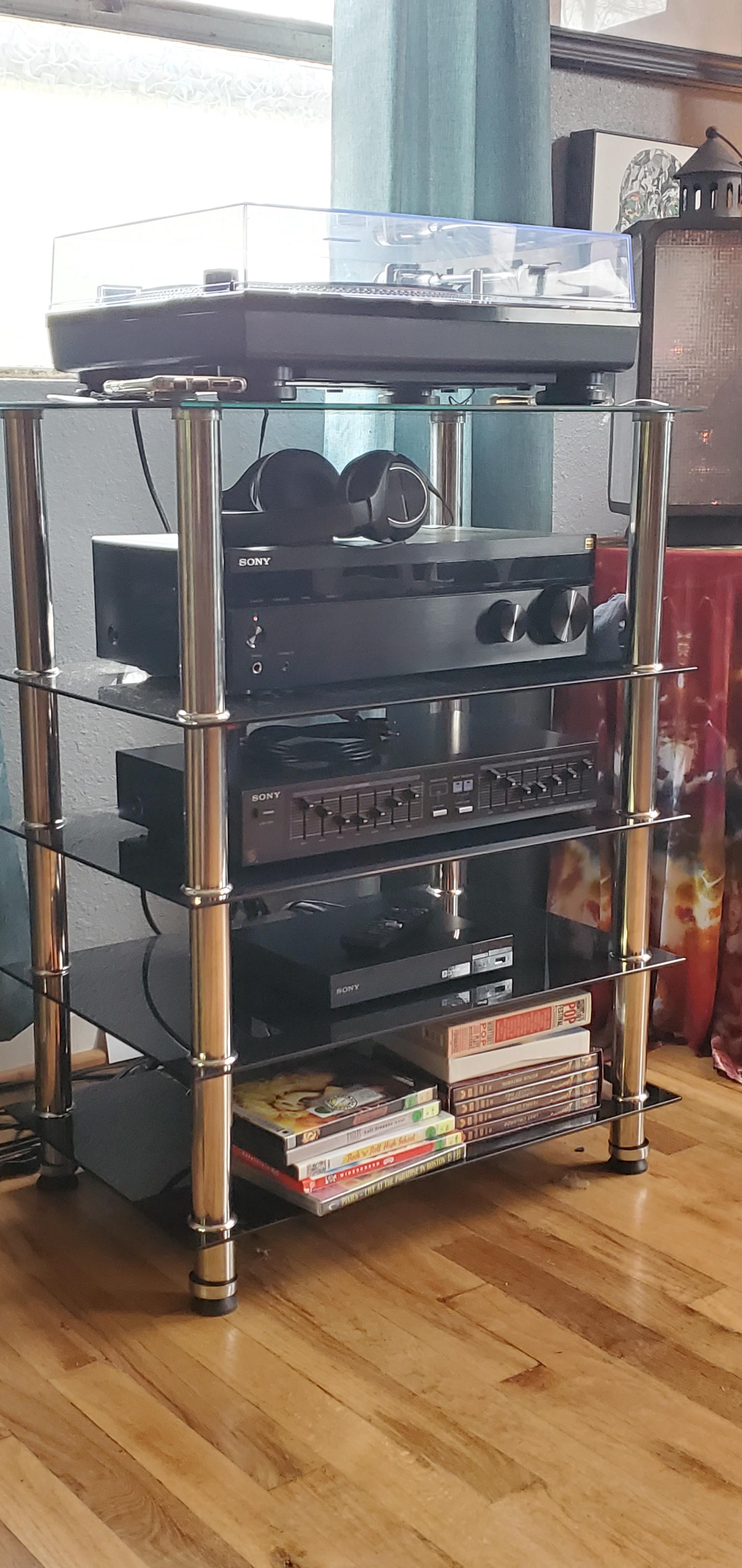 Mount-It! Tempered Glass AV Component Media Stand, Audio Tower and Media Center with 5 Shelves, 220 Lbs Total Capacity customer photo 1