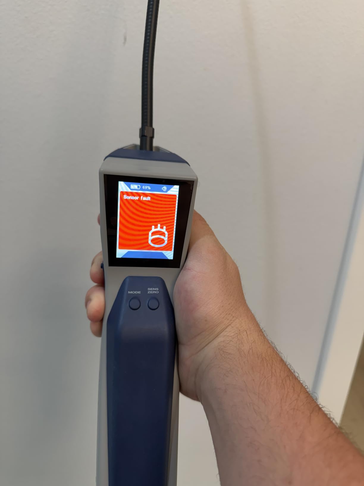 INFICON D-TEK Stratus Refrigerant Leak Detector and Portable Monitor, Model 724-202-G1 customer photo 1