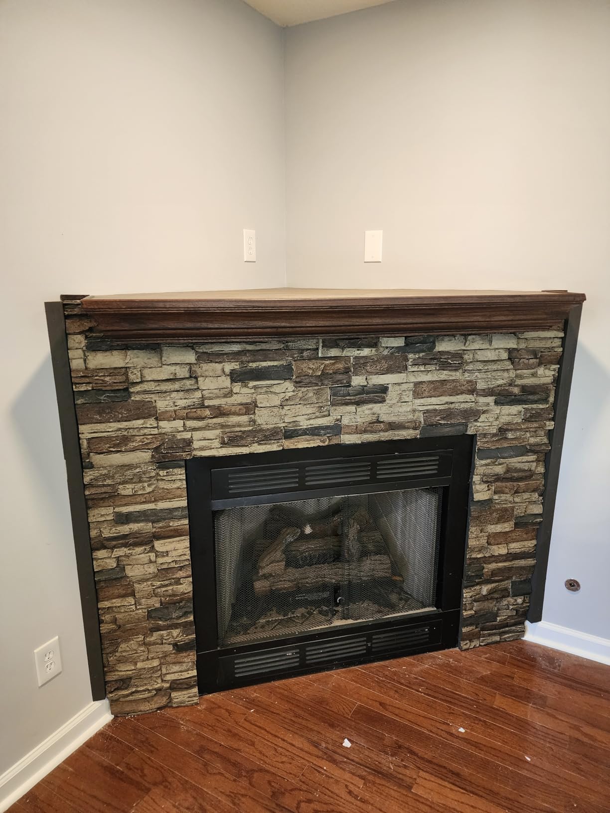 Lightning Ridge 48 in. x 24 in. Class A Fire Rated Faux Stone Siding Panel Finished Nature Spirit customer photo 1